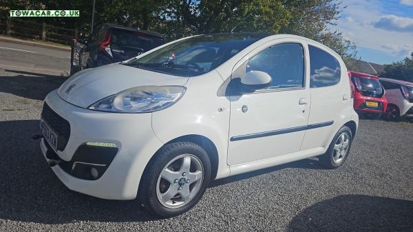 Peugeot 107 1.0 12V Envy Hatchback 5dr Petrol Manual Euro 5 (68 ps)