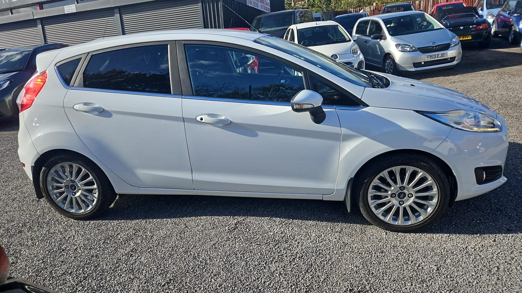 Ford Fiesta 1.0T EcoBoost Titanium Hatchback 5dr Petrol Manual Euro 5 (s/s) (100 ps)