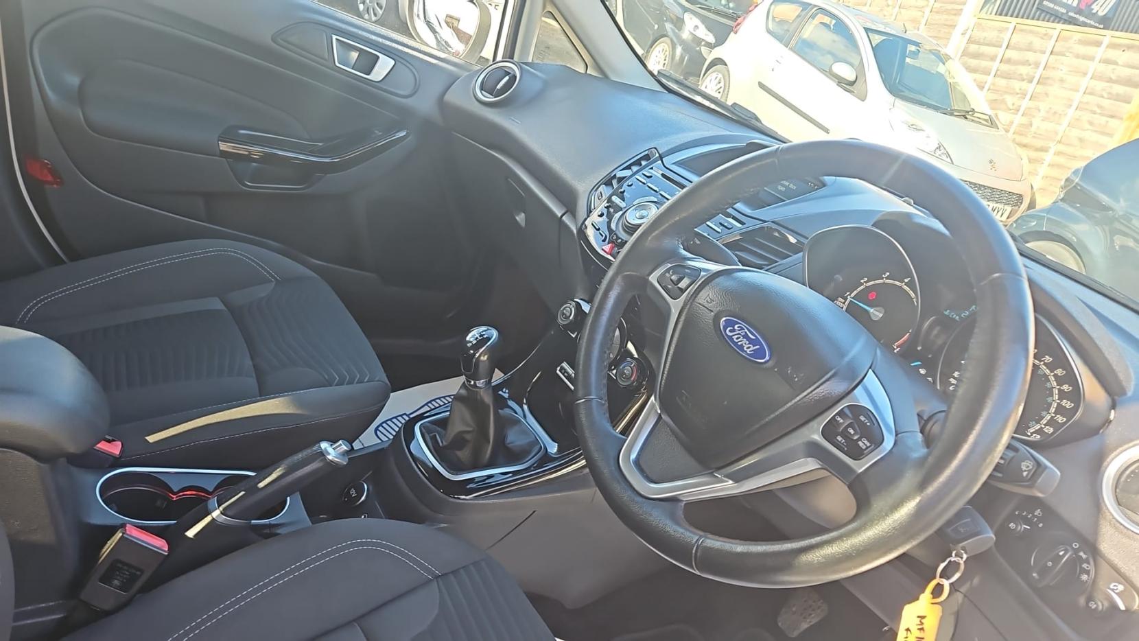 Ford Fiesta 1.0T EcoBoost Titanium Hatchback 5dr Petrol Manual Euro 5 (s/s) (100 ps)