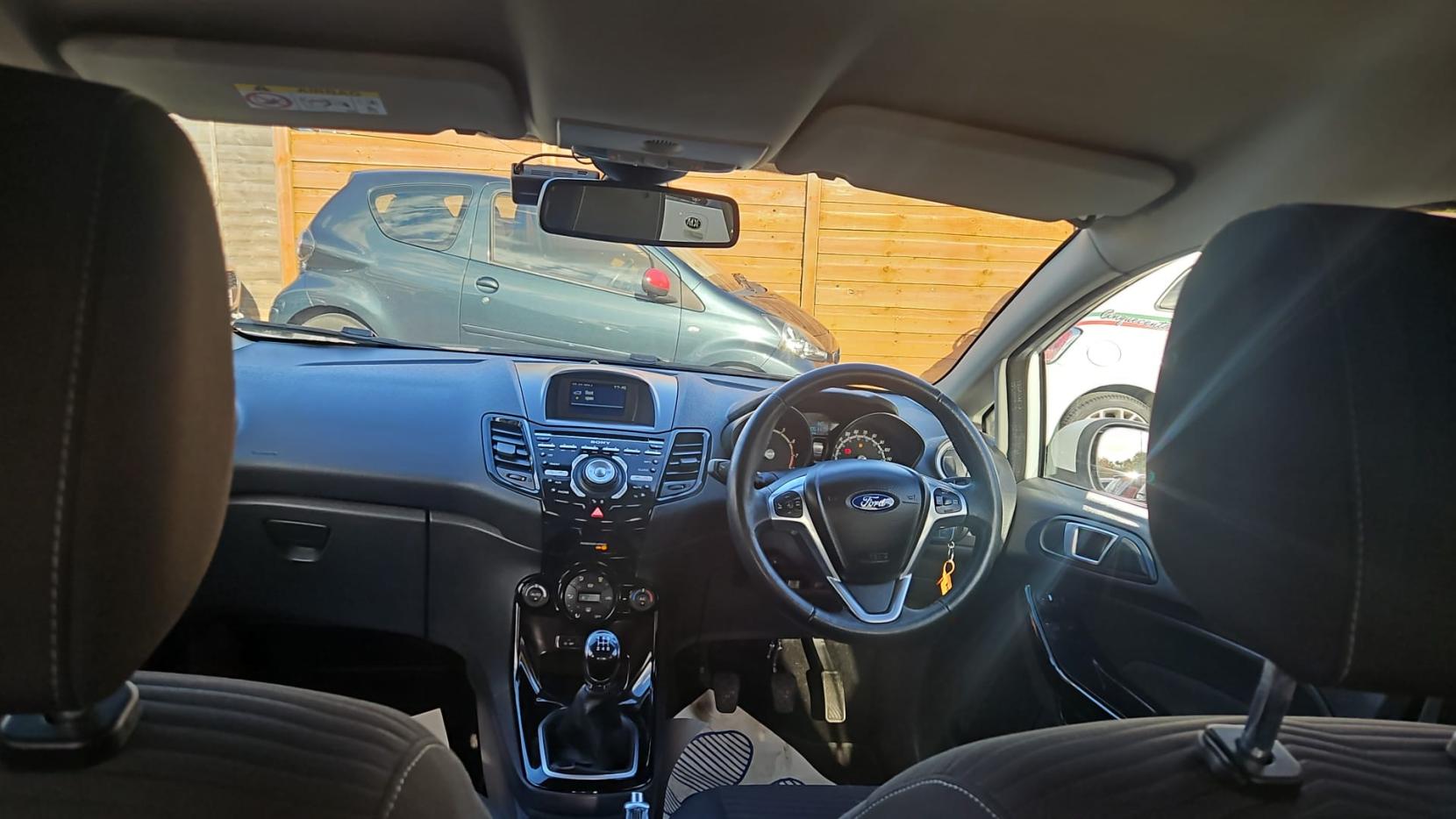 Ford Fiesta 1.0T EcoBoost Titanium Hatchback 5dr Petrol Manual Euro 5 (s/s) (100 ps)