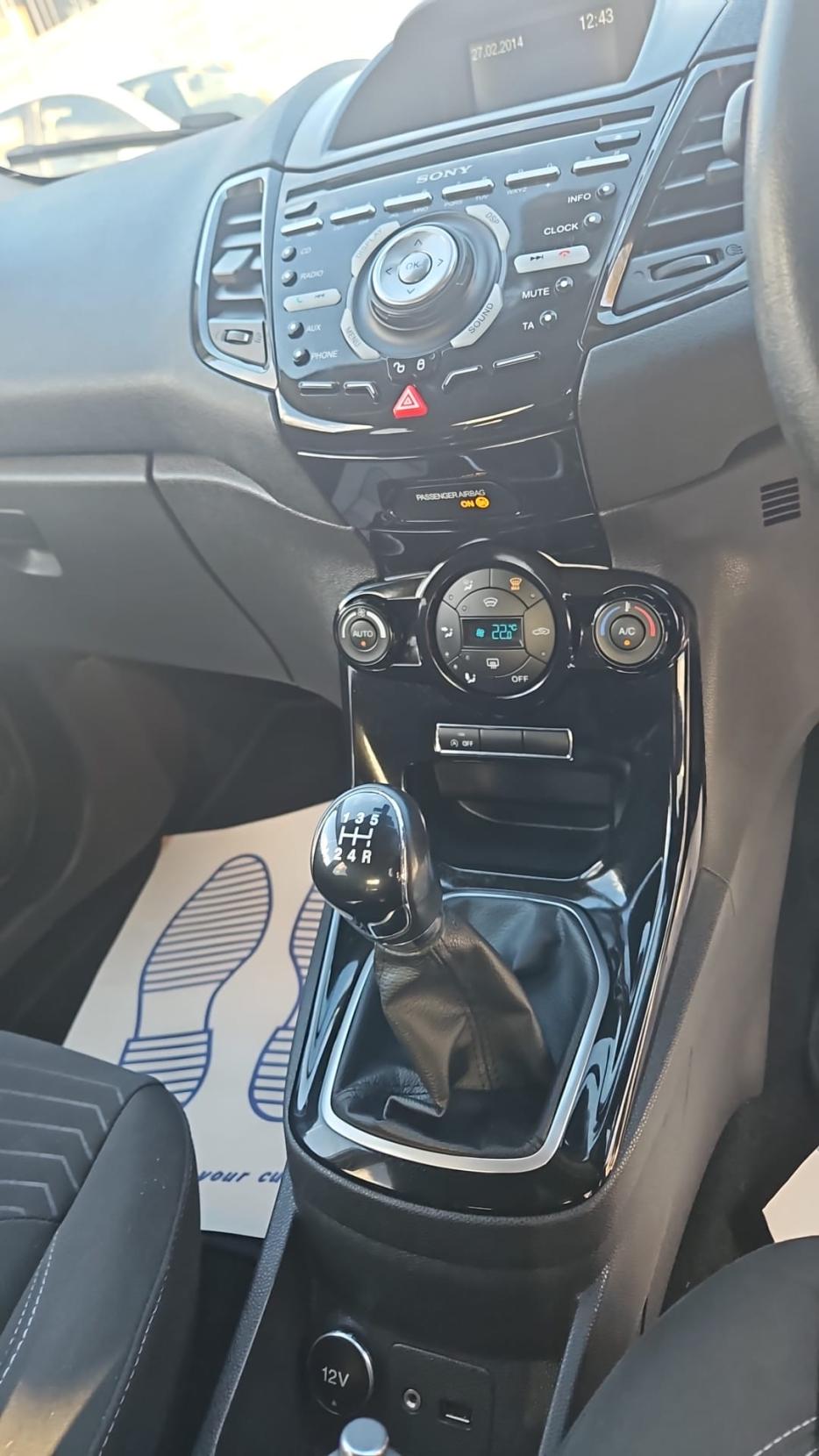 Ford Fiesta 1.0T EcoBoost Titanium Hatchback 5dr Petrol Manual Euro 5 (s/s) (100 ps)