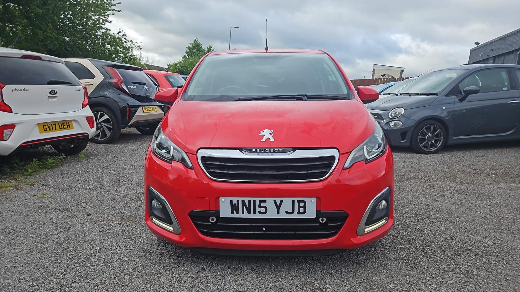 Peugeot 108 1.2 VTi PureTech Allure Hatchback 5dr Petrol Manual Euro 5 (82 ps)