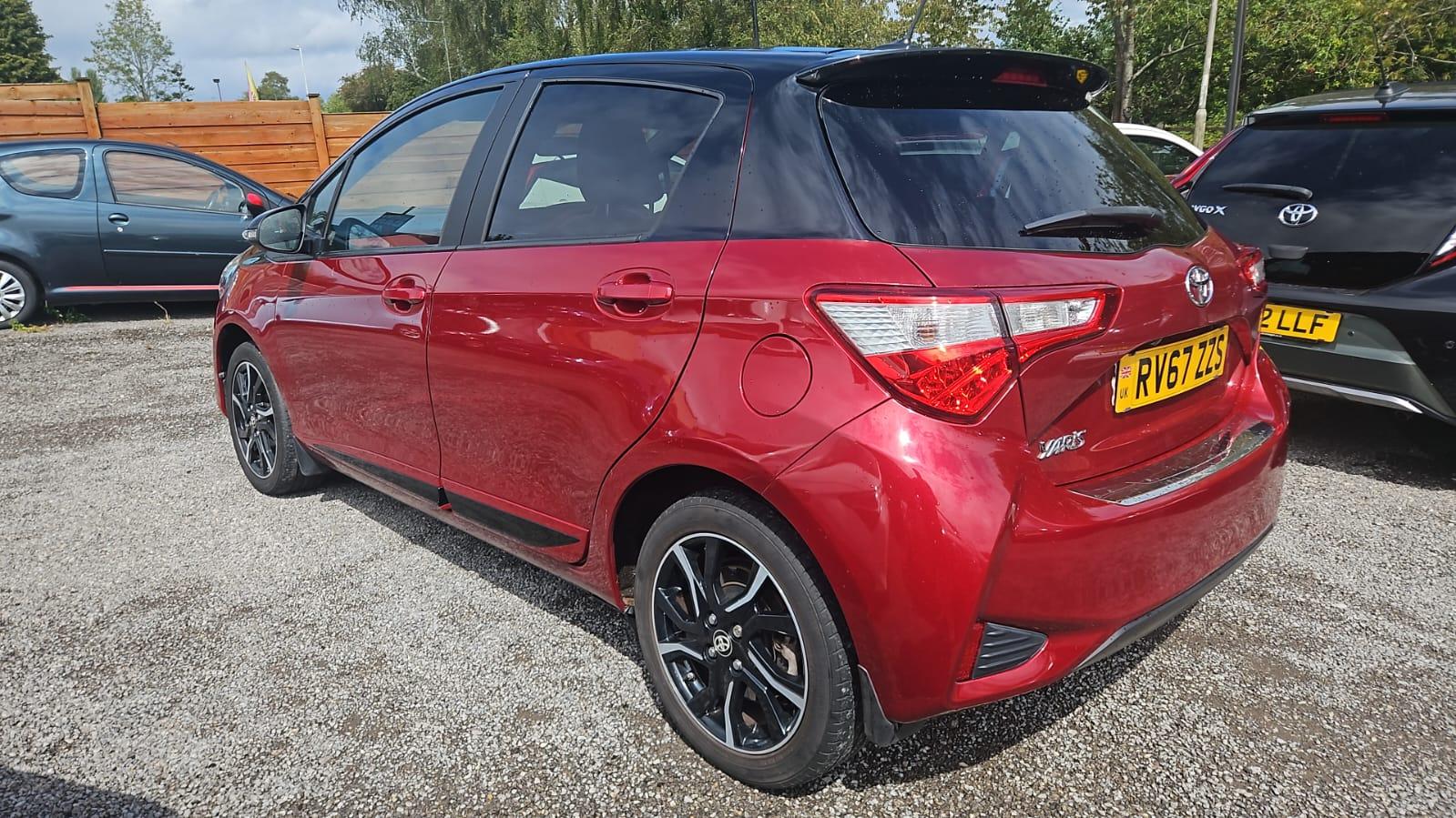 Toyota Yaris 1.5 VVT-i Design Hatchback 5dr Petrol Manual Euro 6 (111 ps)