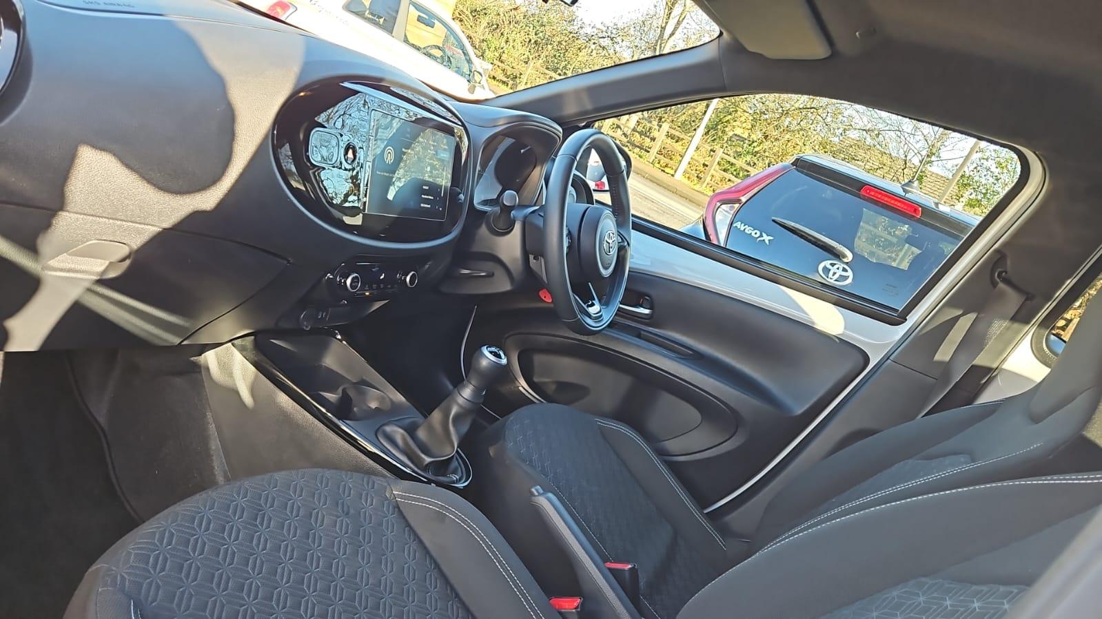 Toyota Aygo X 1.0 VVT-i Edge Hatchback 5dr Petrol Manual Euro 6 (s/s) (72 ps)