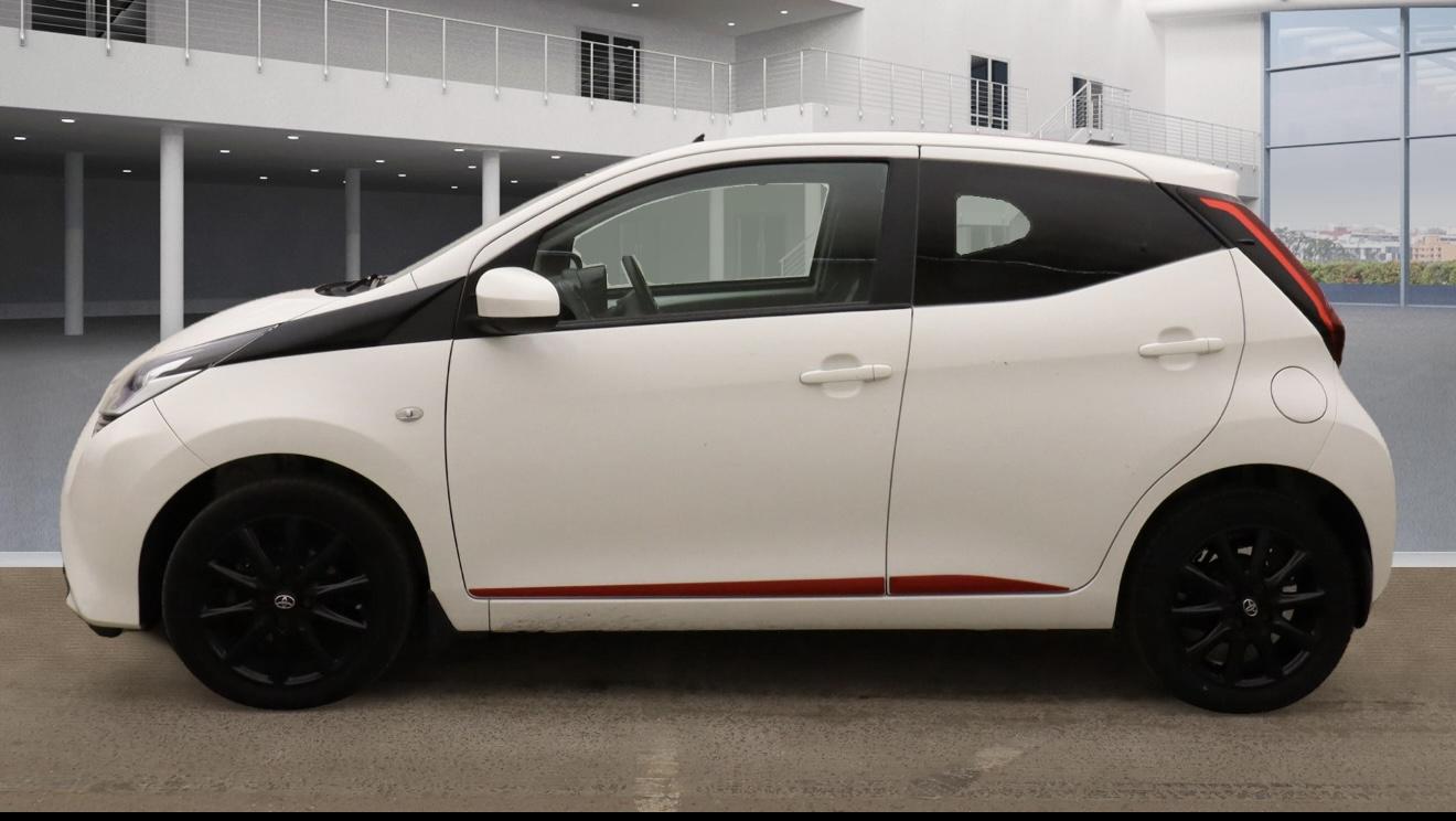 Toyota AYGO 1.0 VVT-i x-press Hatchback 5dr Petrol x-shift Euro 6 (68 ps)