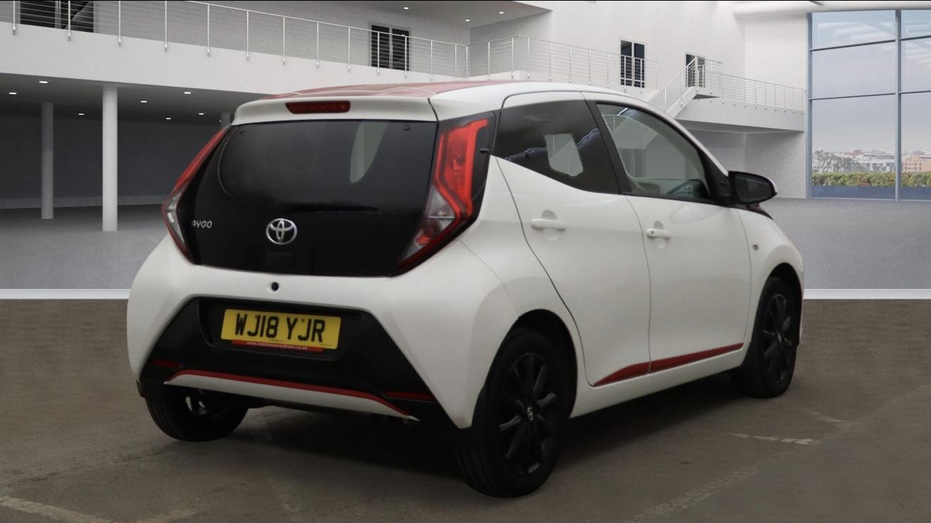 Toyota AYGO 1.0 VVT-i x-press Hatchback 5dr Petrol x-shift Euro 6 (68 ps)