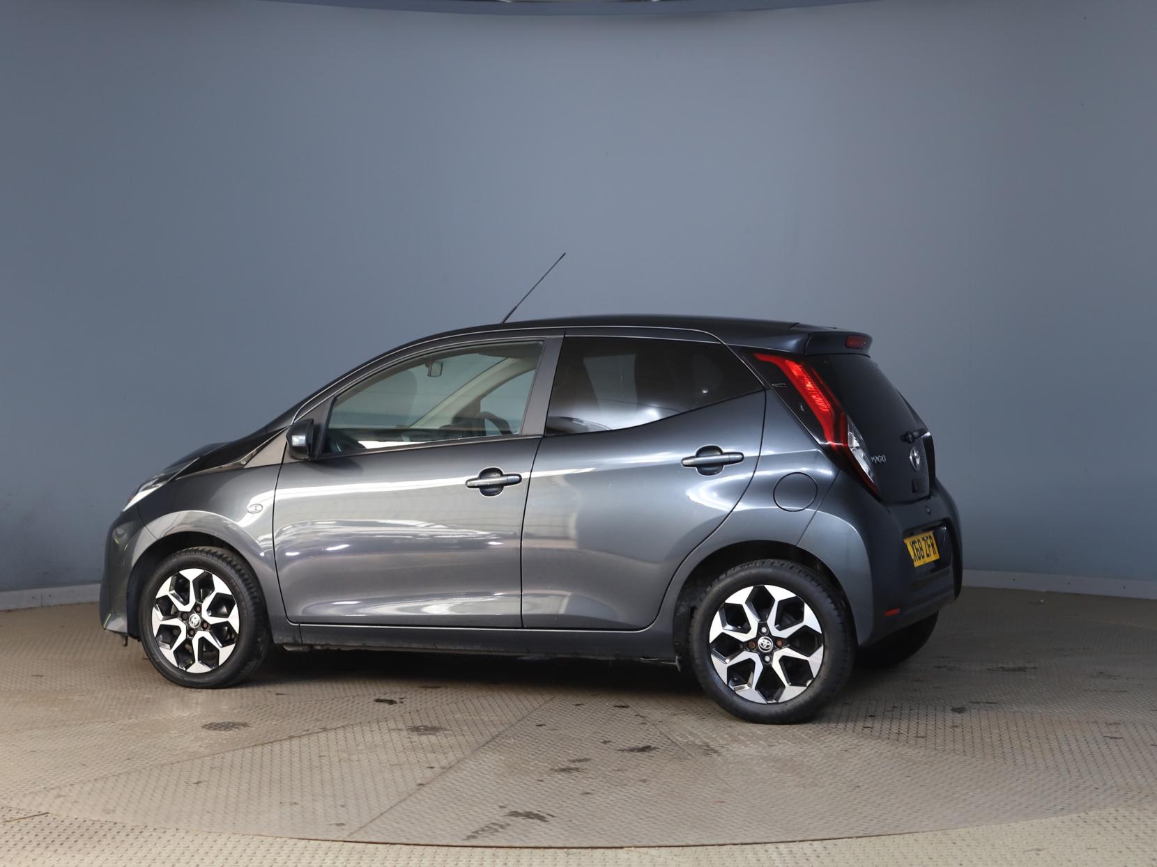 Toyota AYGO 1.0 VVT-i x-plore Hatchback 5dr Petrol x-shift Euro 6 (71 ps)