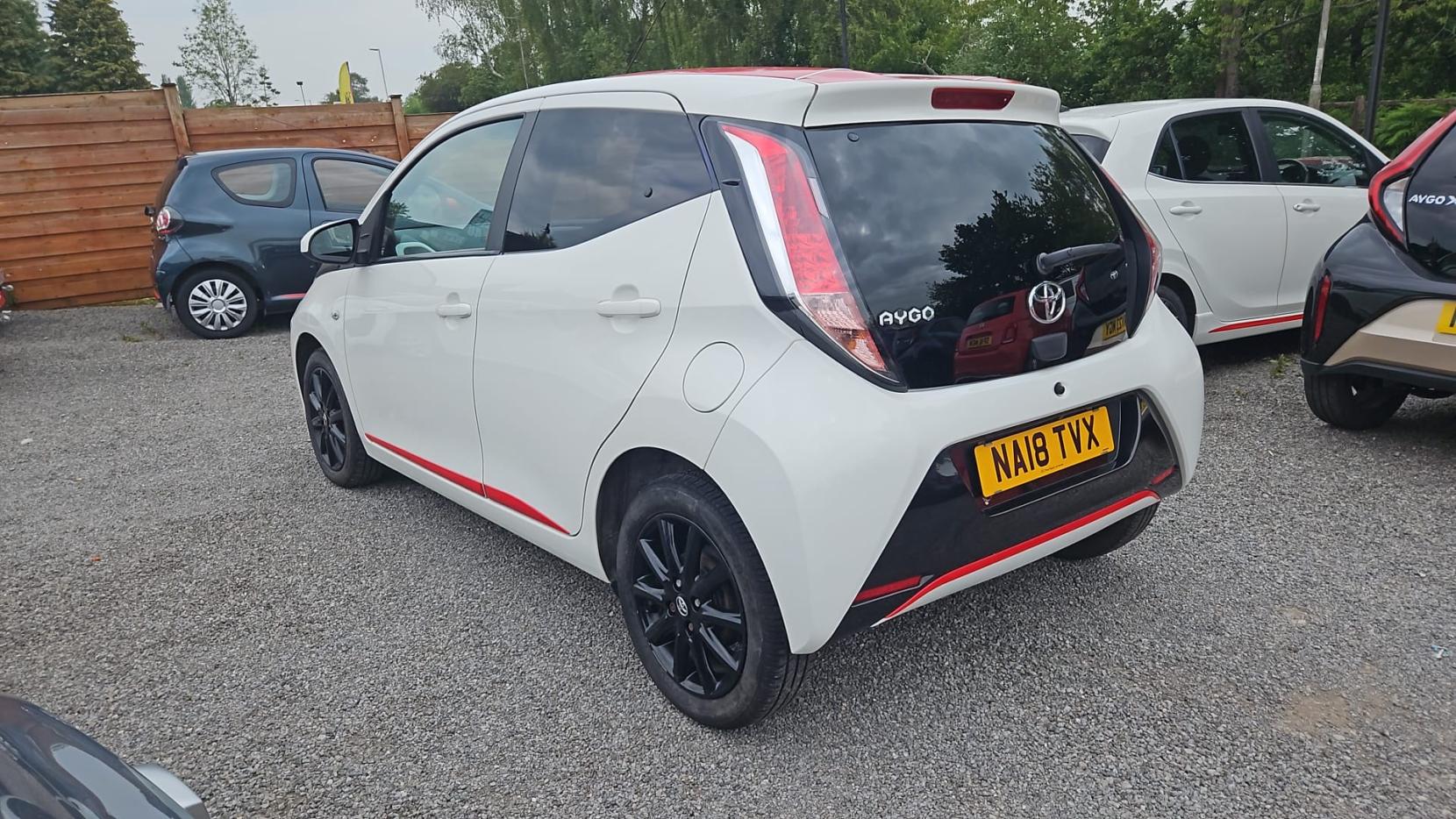 Toyota AYGO 1.0 VVT-i x-press Hatchback 5dr Petrol Manual Euro 6 (68 ps)