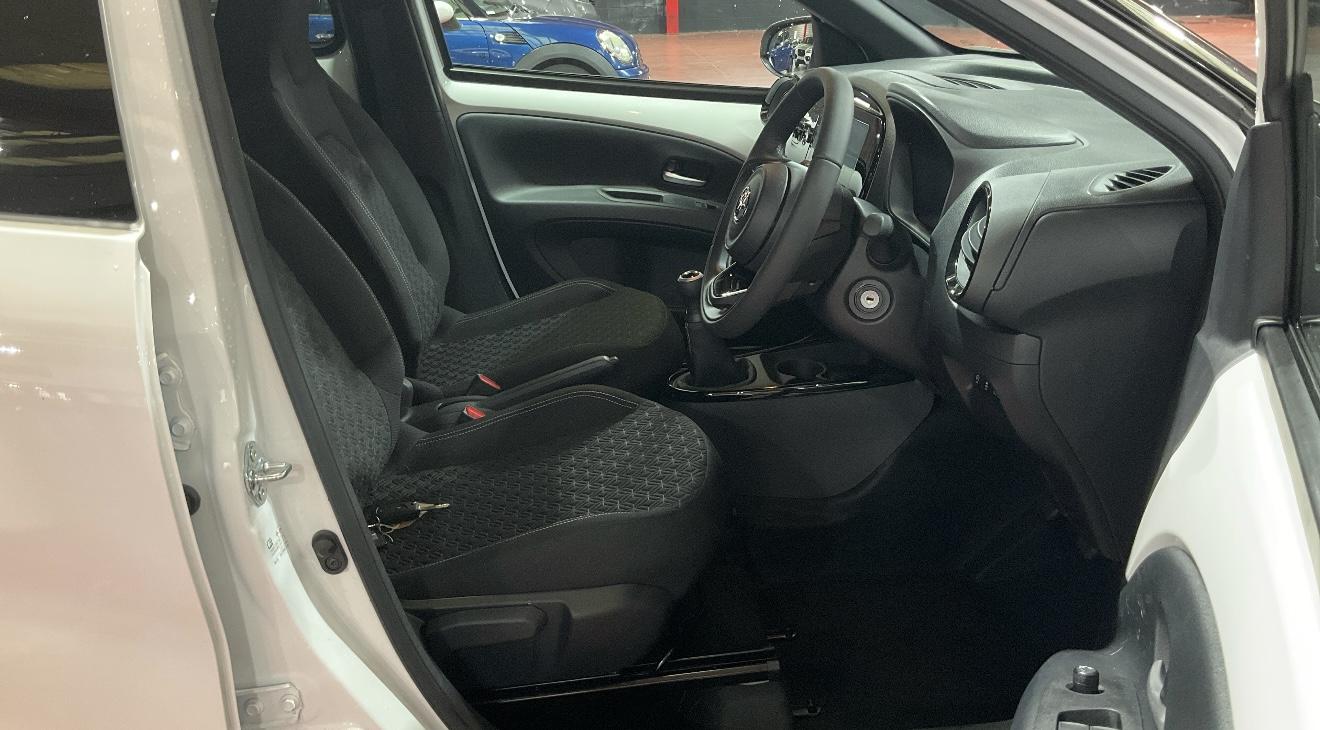 Toyota Aygo X 1.0 VVT-i Edge Hatchback 5dr Petrol Manual Euro 6 (s/s) (72 ps)