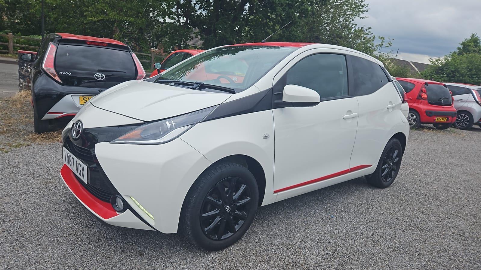 Toyota AYGO 1.0 VVT-i x-press Hatchback 5dr Petrol Manual Euro 6 (68 ps)