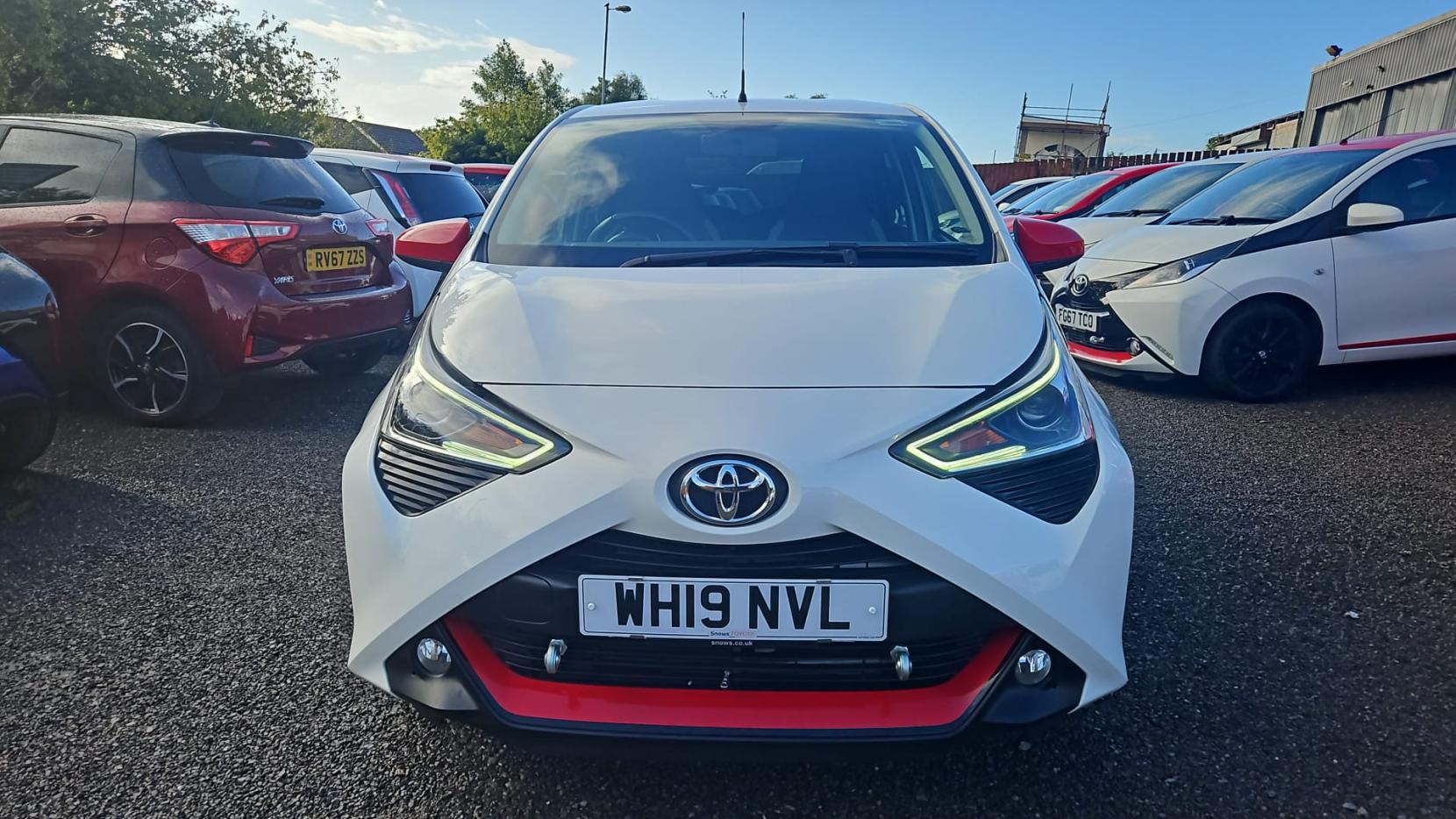Toyota AYGO 1.0 VVT-i x-trend Hatchback 5dr Petrol x-shift Euro 6 (71 ps)