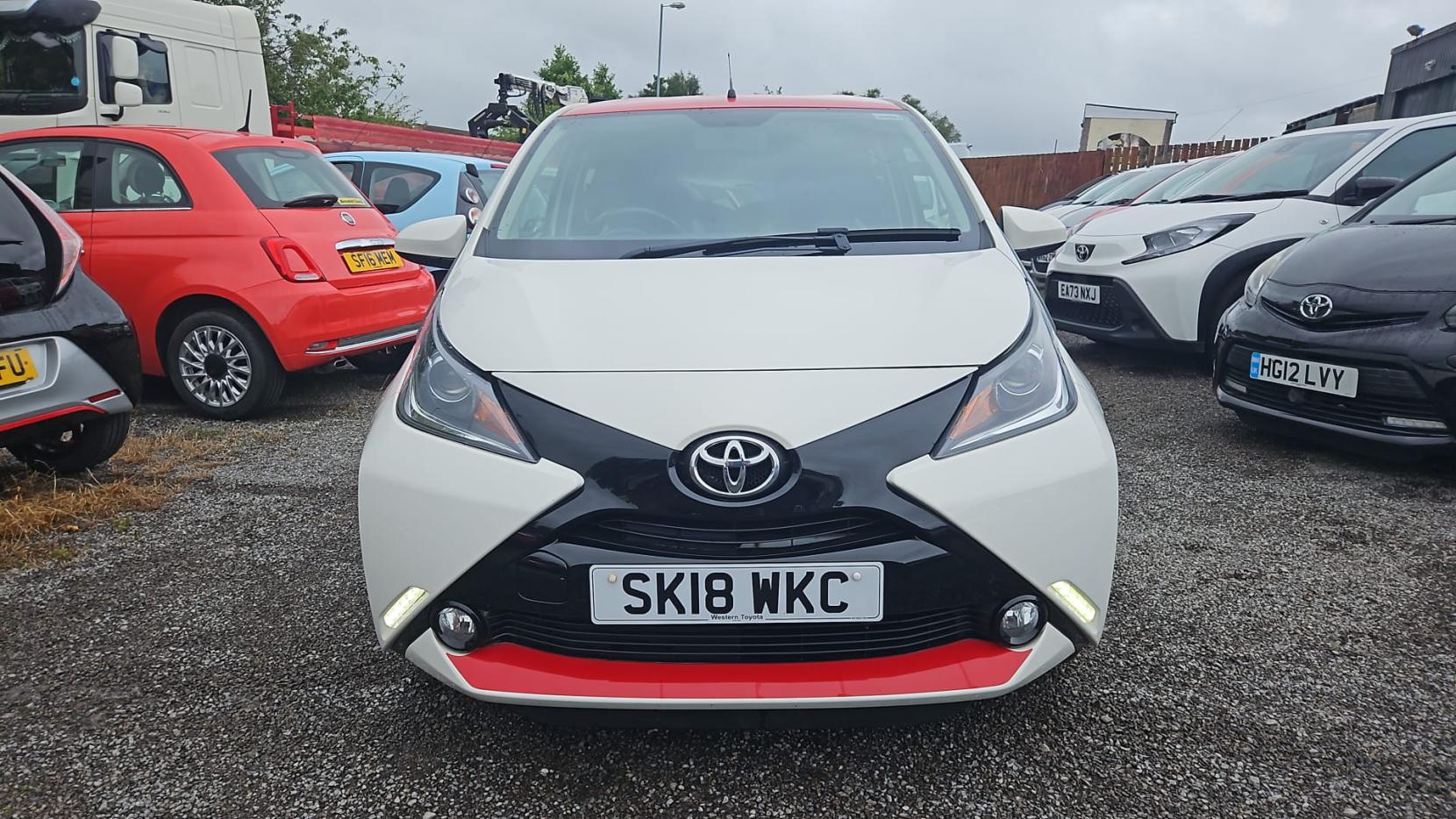 Toyota AYGO 1.0 VVT-i x-press Hatchback 5dr Petrol Manual Euro 6 (68 ps)