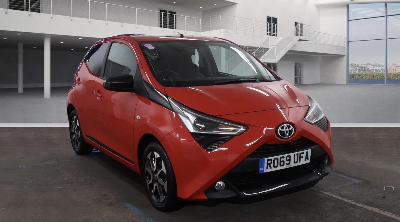 Toyota AYGO 1.0 VVT-i x-trend Funroof 5dr Petrol x-shift Euro 6 (71 ps)