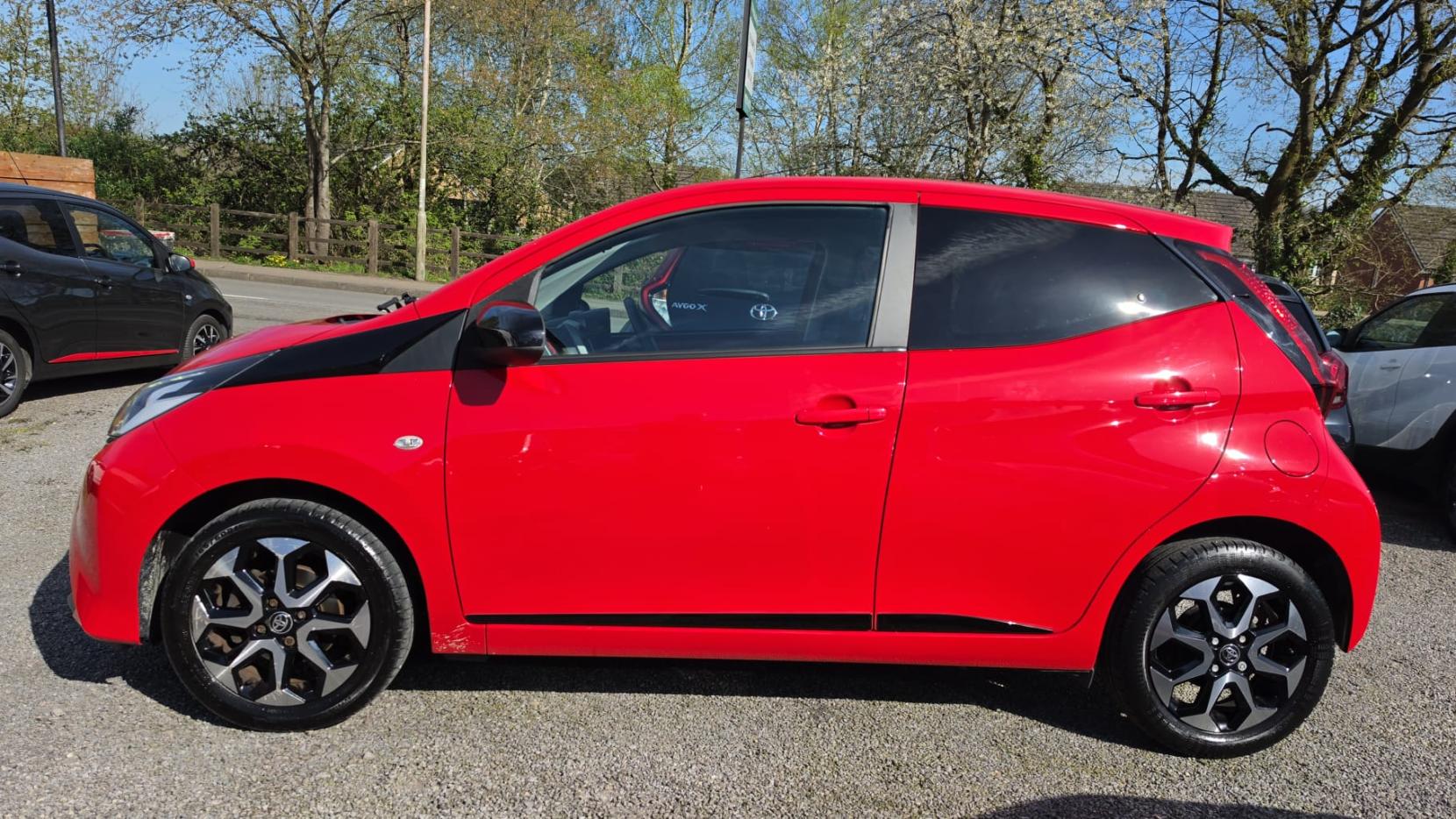 Toyota AYGO 1.0 VVT-i x-trend Hatchback 5dr Petrol x-shift Euro 6 (71 ps)