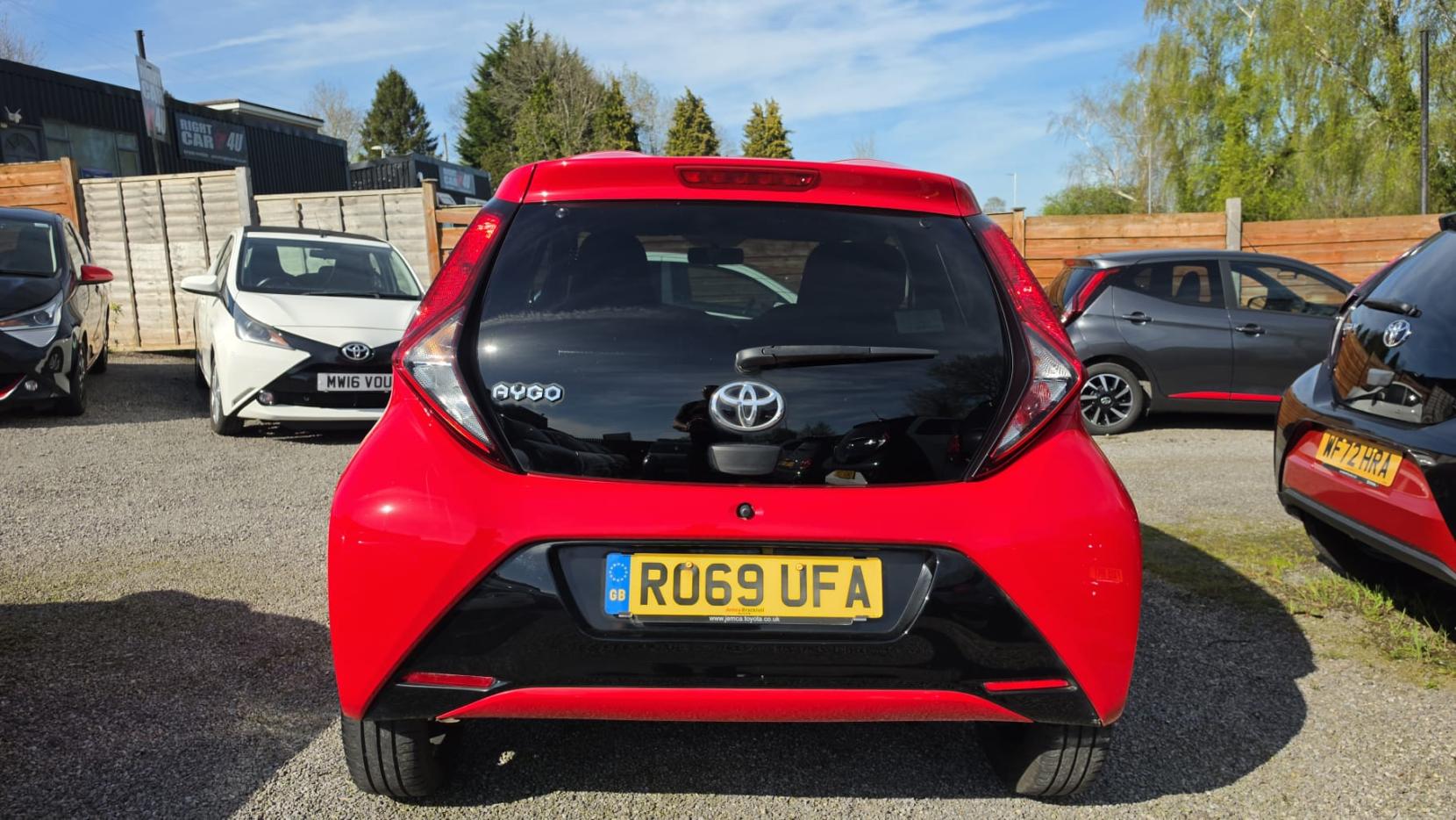 Toyota AYGO 1.0 VVT-i x-trend Hatchback 5dr Petrol x-shift Euro 6 (71 ps)