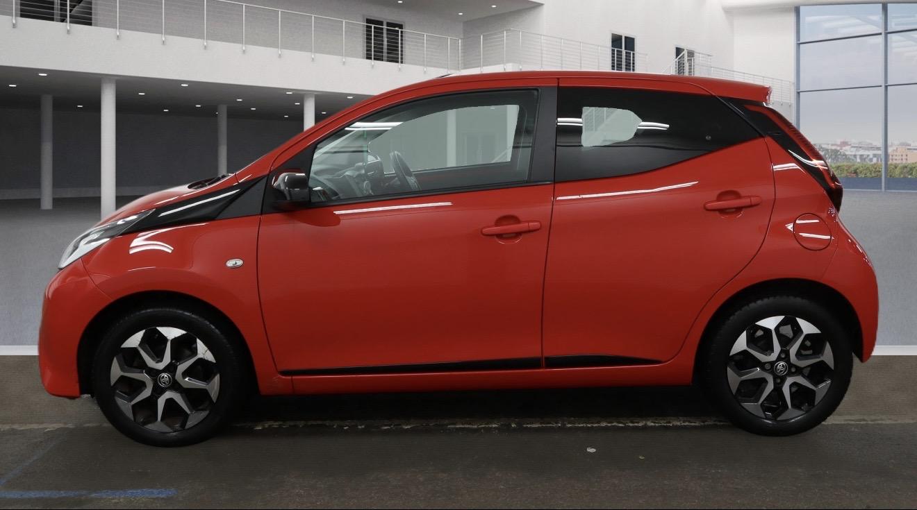 Toyota AYGO 1.0 VVT-i x-trend Funroof 5dr Petrol x-shift Euro 6 (71 ps)