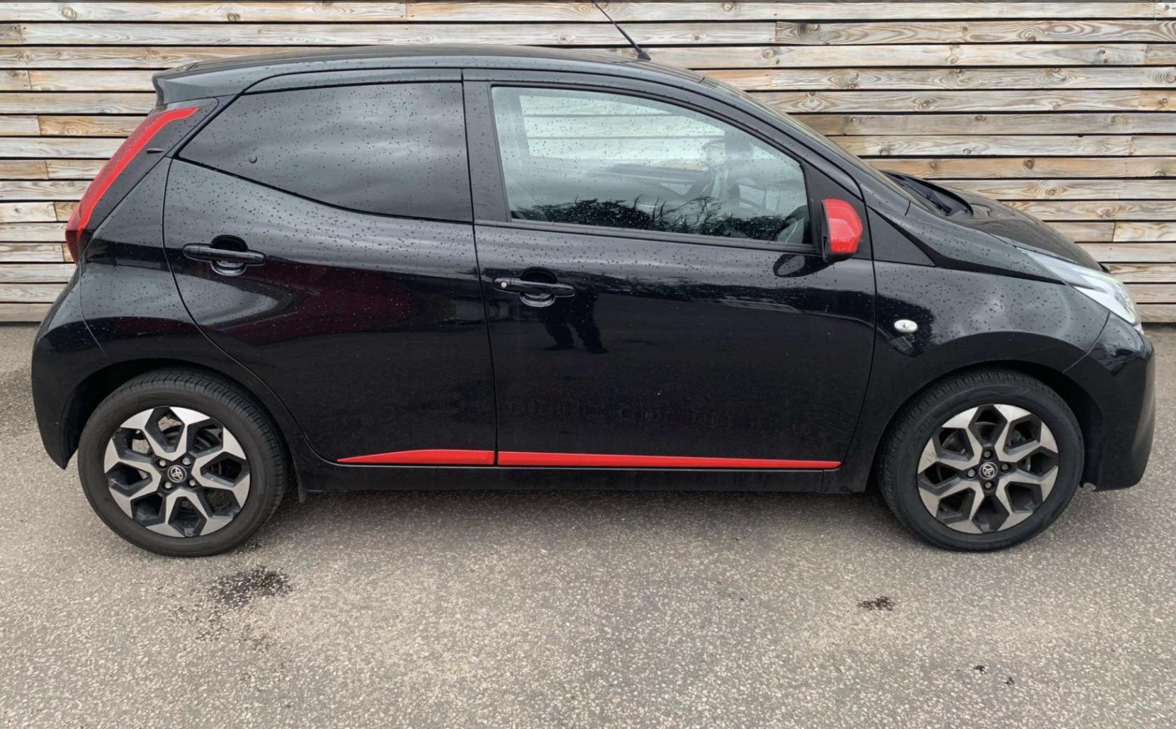 Toyota AYGO 1.0 VVT-i x-trend Funroof 5dr Petrol x-shift Euro 6 (71 ps)