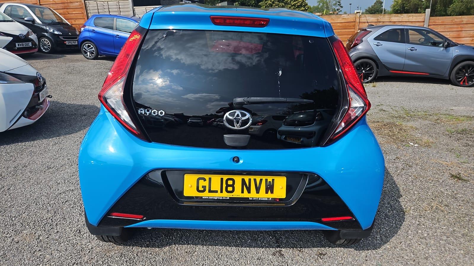 Toyota AYGO 1.0 VVT-i x-press Hatchback 5dr Petrol Manual Euro 6 (68 ps)