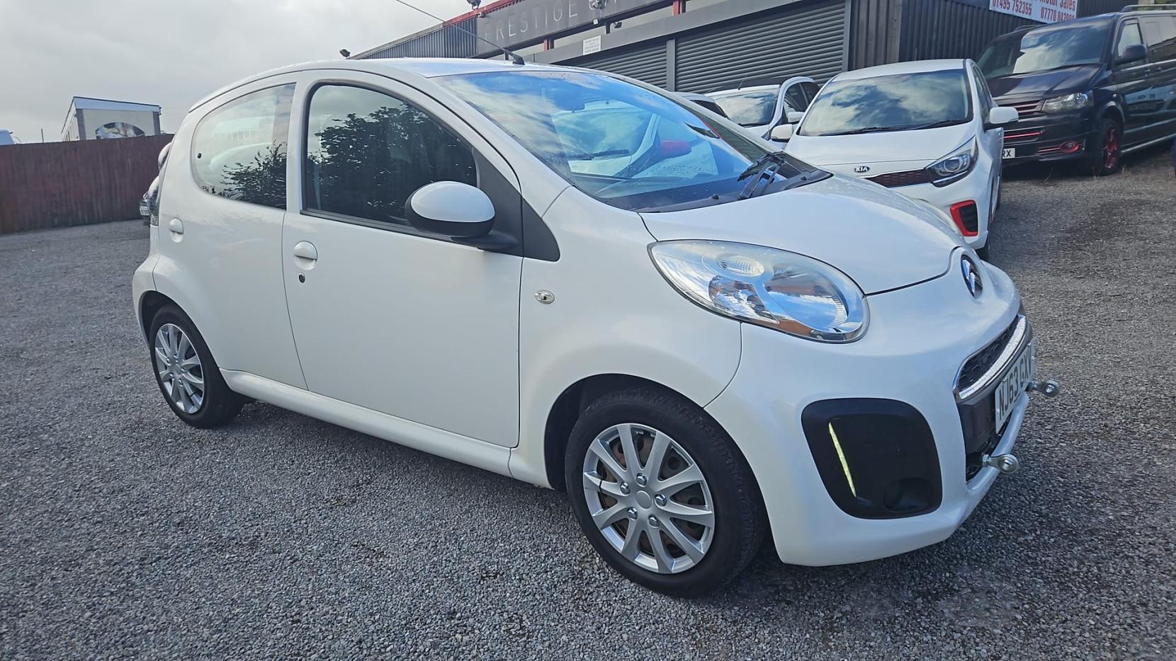 Citroen C1 1.0i VTR Hatchback 5dr Petrol Manual Euro 5 (68 ps)