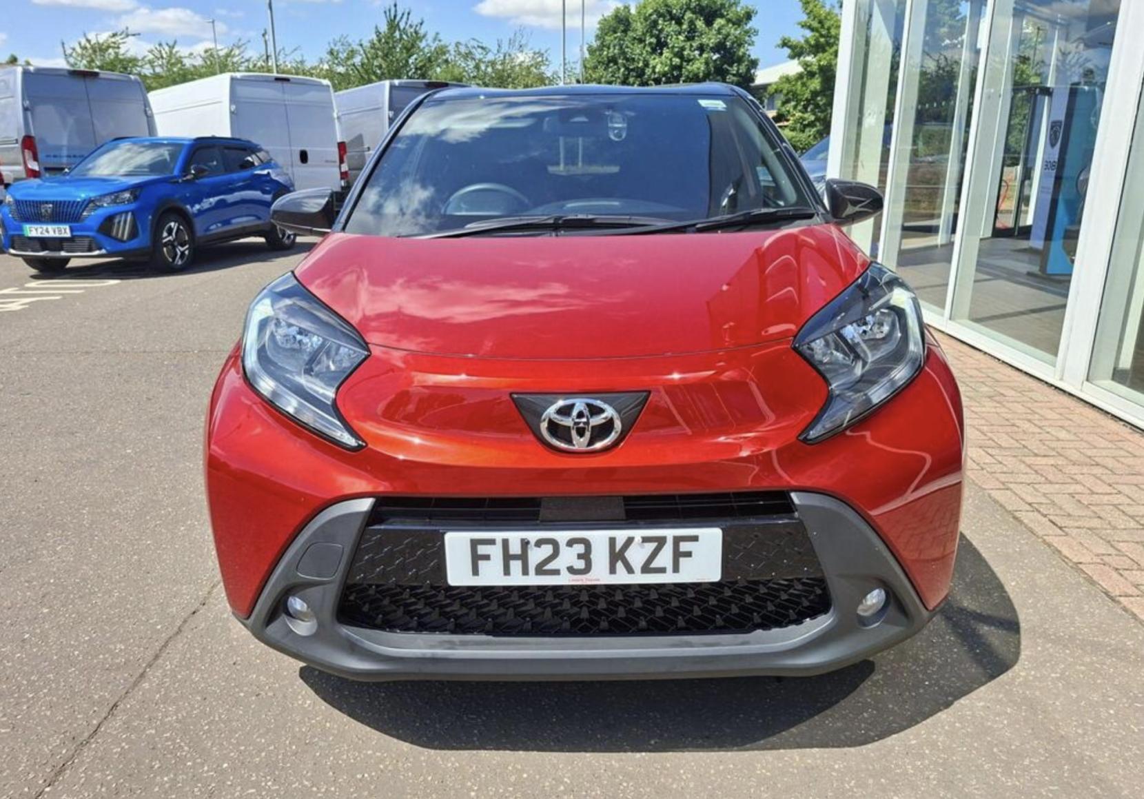 Toyota Aygo X 1.0 VVT-i Edge Hatchback 5dr Petrol Manual Euro 6 (s/s) (72 ps)