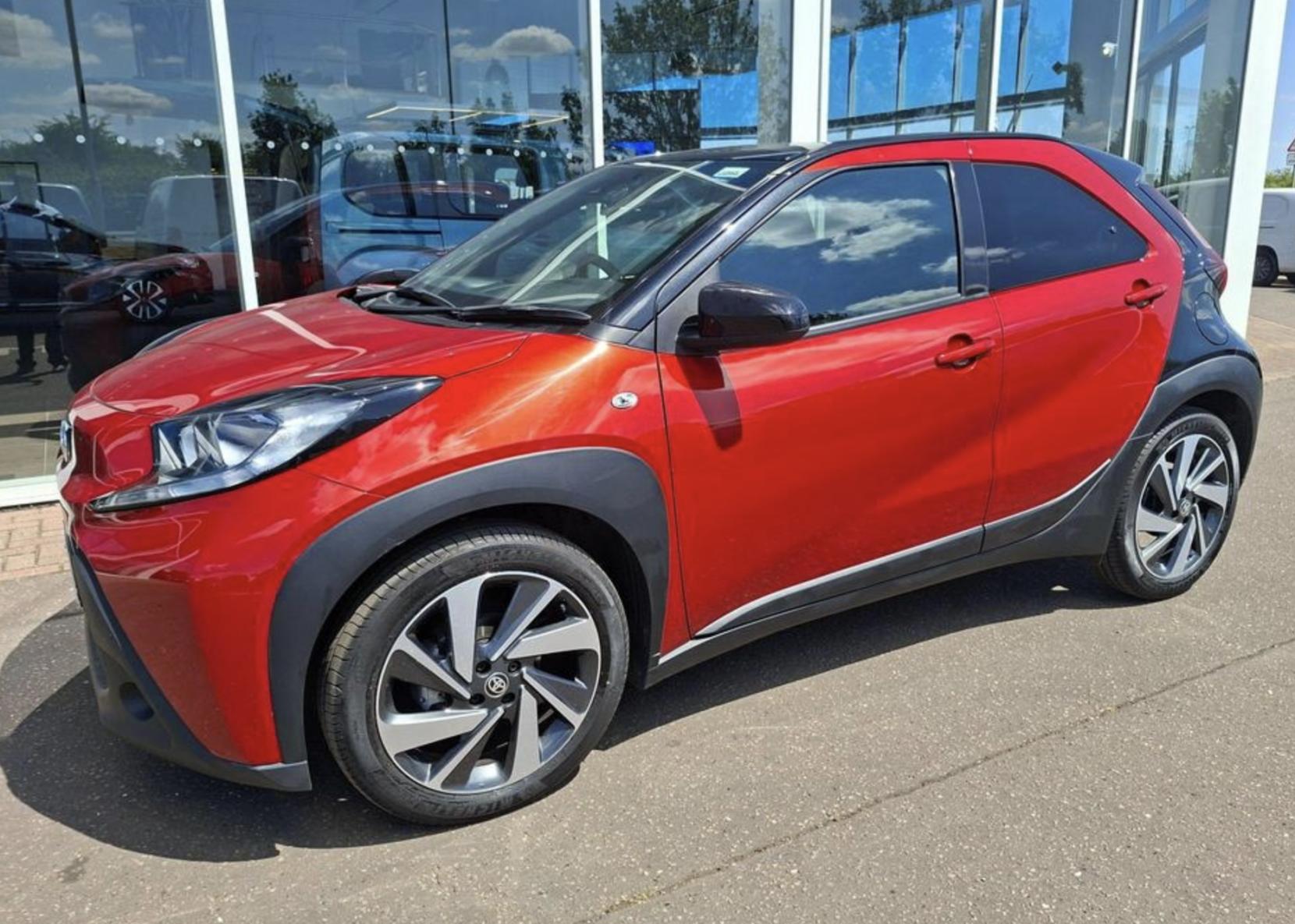 Toyota Aygo X 1.0 VVT-i Edge Hatchback 5dr Petrol Manual Euro 6 (s/s) (72 ps)