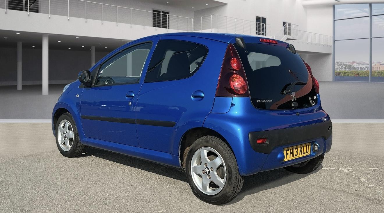Peugeot 107 1.0 12V Allure Hatchback 5dr Petrol Manual Euro 5 (68 ps)