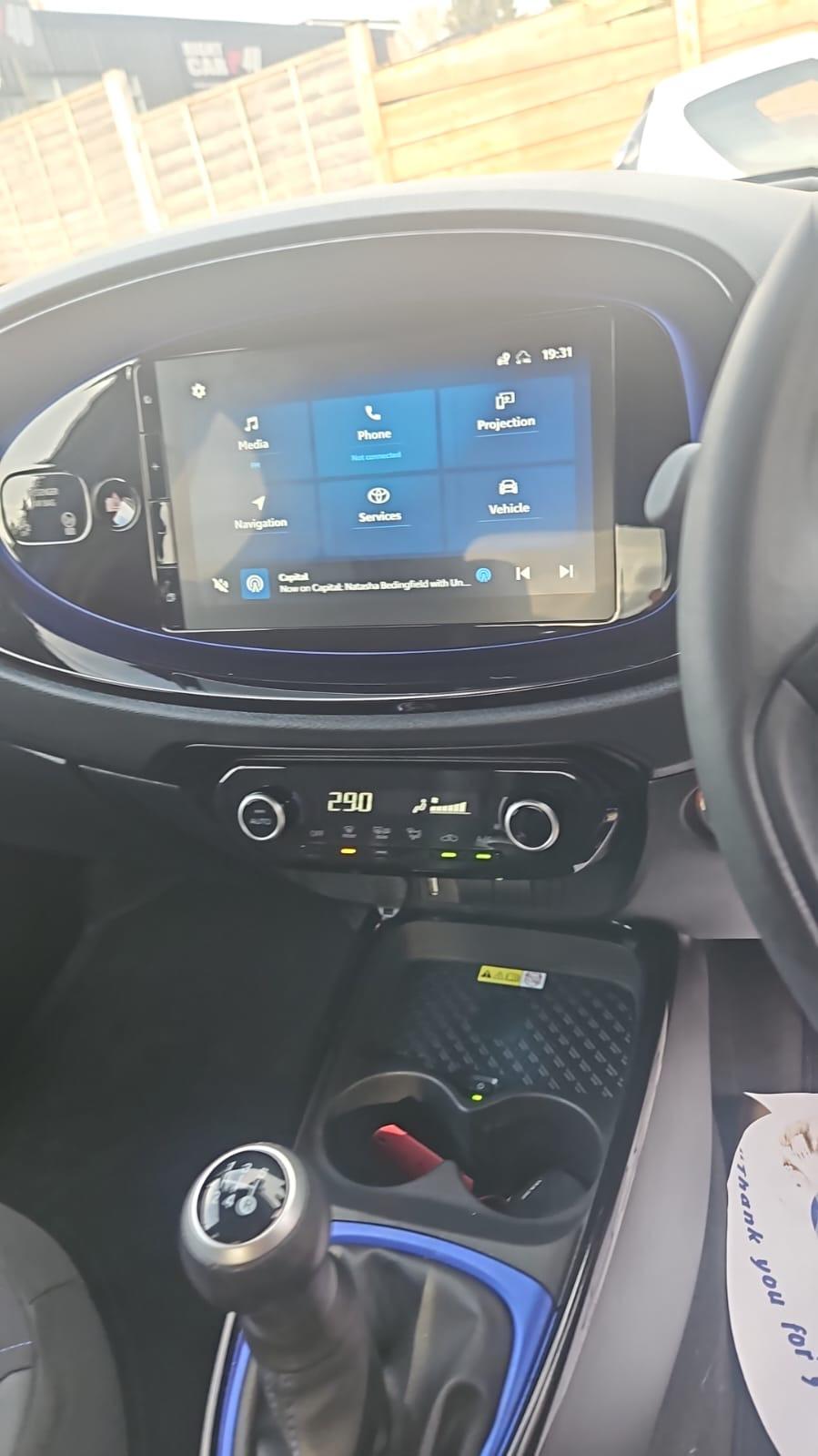 Toyota Aygo X 1.0 VVT-i Exclusive Hatchback 5dr Petrol Manual Euro 6 (s/s) (72 ps)