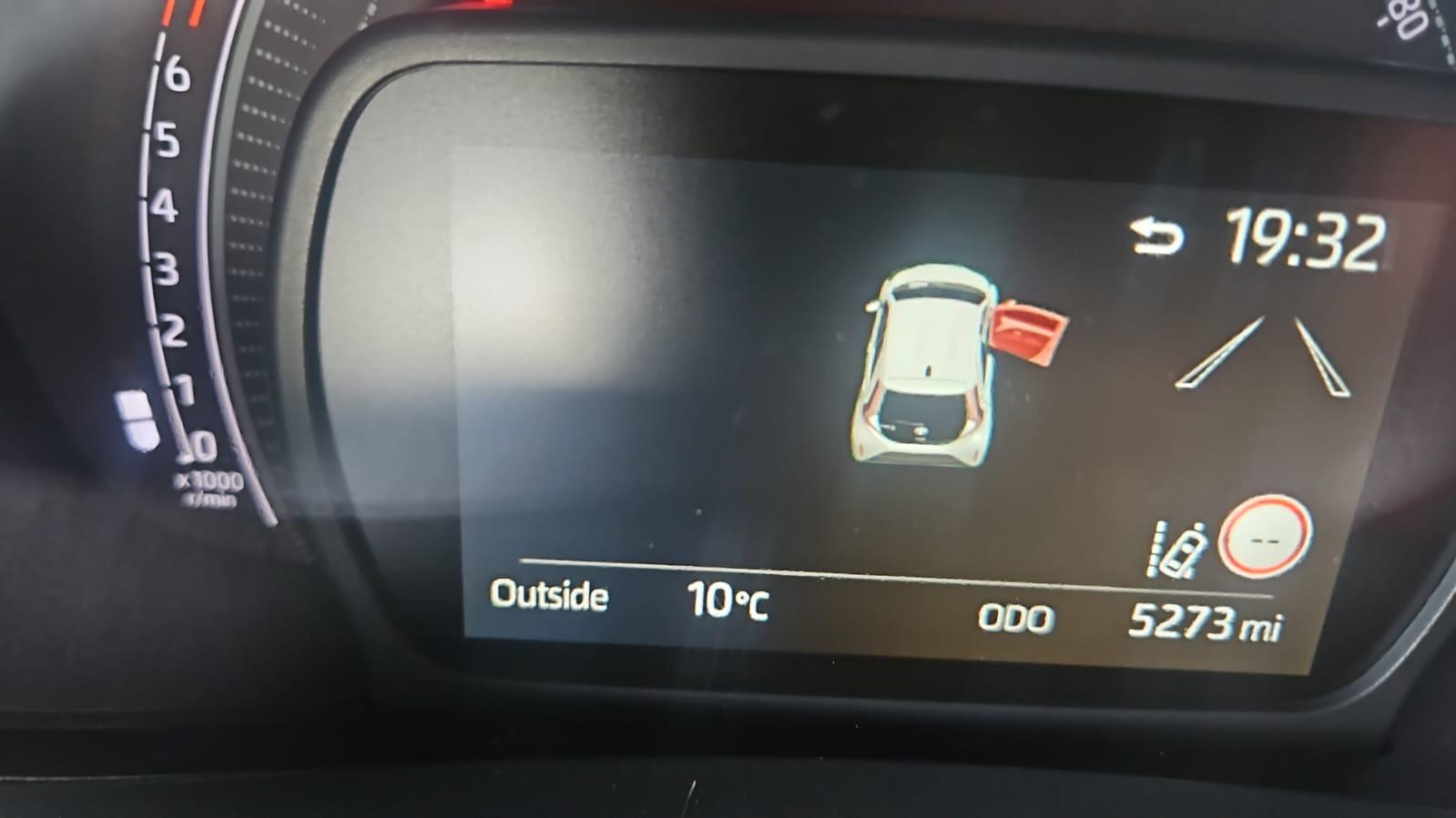 Toyota Aygo X 1.0 VVT-i Exclusive Hatchback 5dr Petrol Manual Euro 6 (s/s) (72 ps)