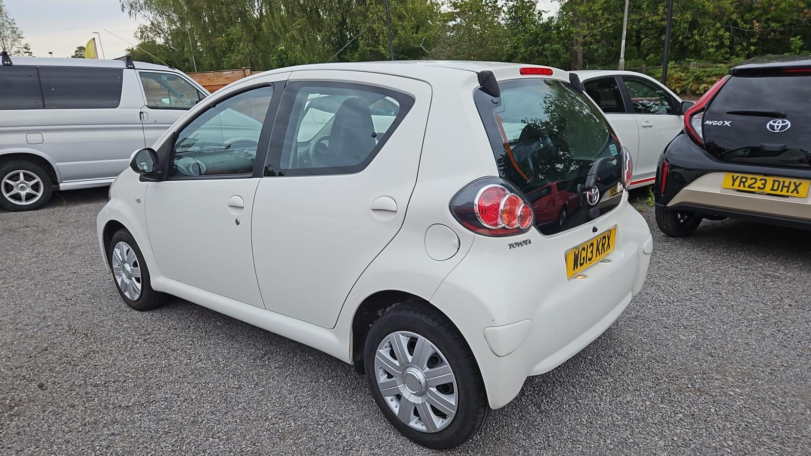 Toyota AYGO 1.0 VVT-i Ice Hatchback 5dr Petrol Manual Euro 5 (67 ps)