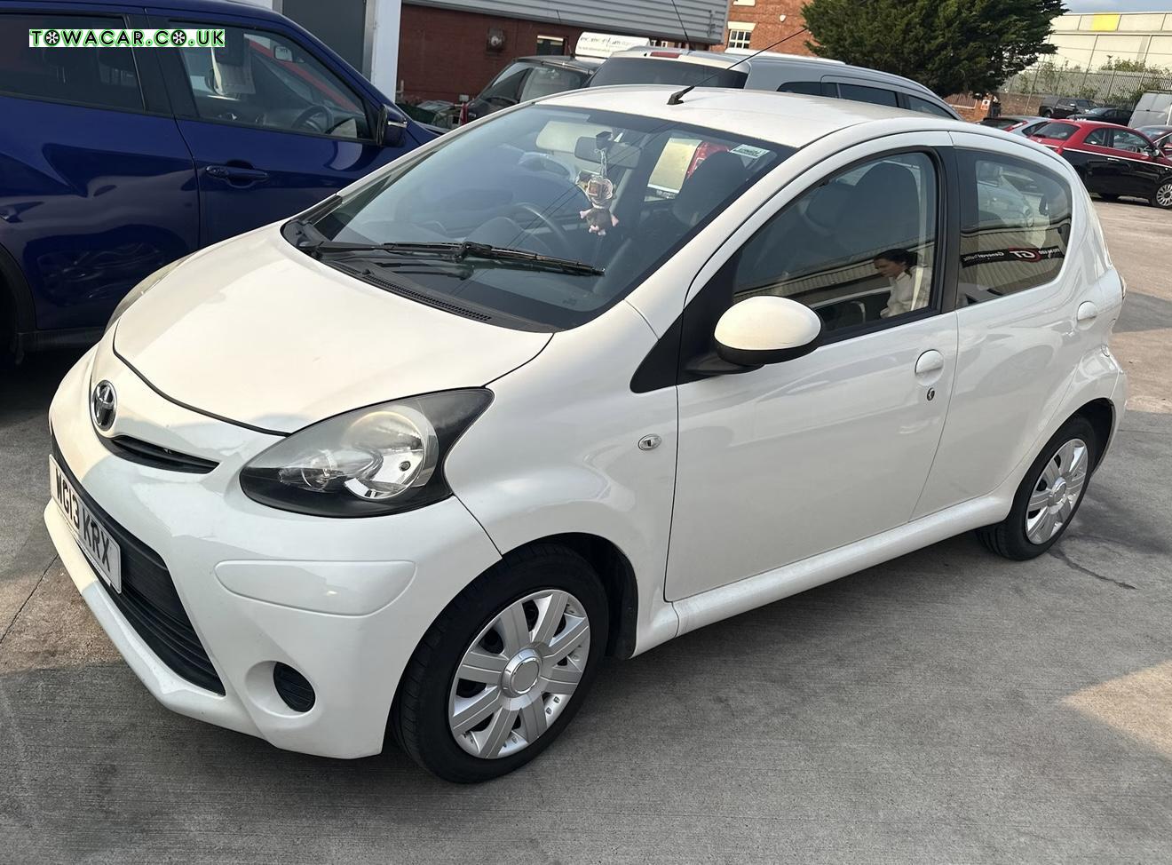 Toyota AYGO 1.0 VVT-i Ice Hatchback 5dr Petrol Manual Euro 5 (67 ps)