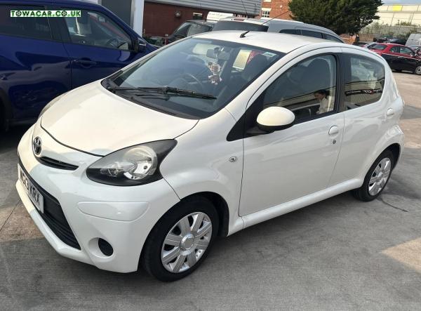 Toyota AYGO 1.0 VVT-i Ice Hatchback 5dr Petrol Manual Euro 5 (67 ps)