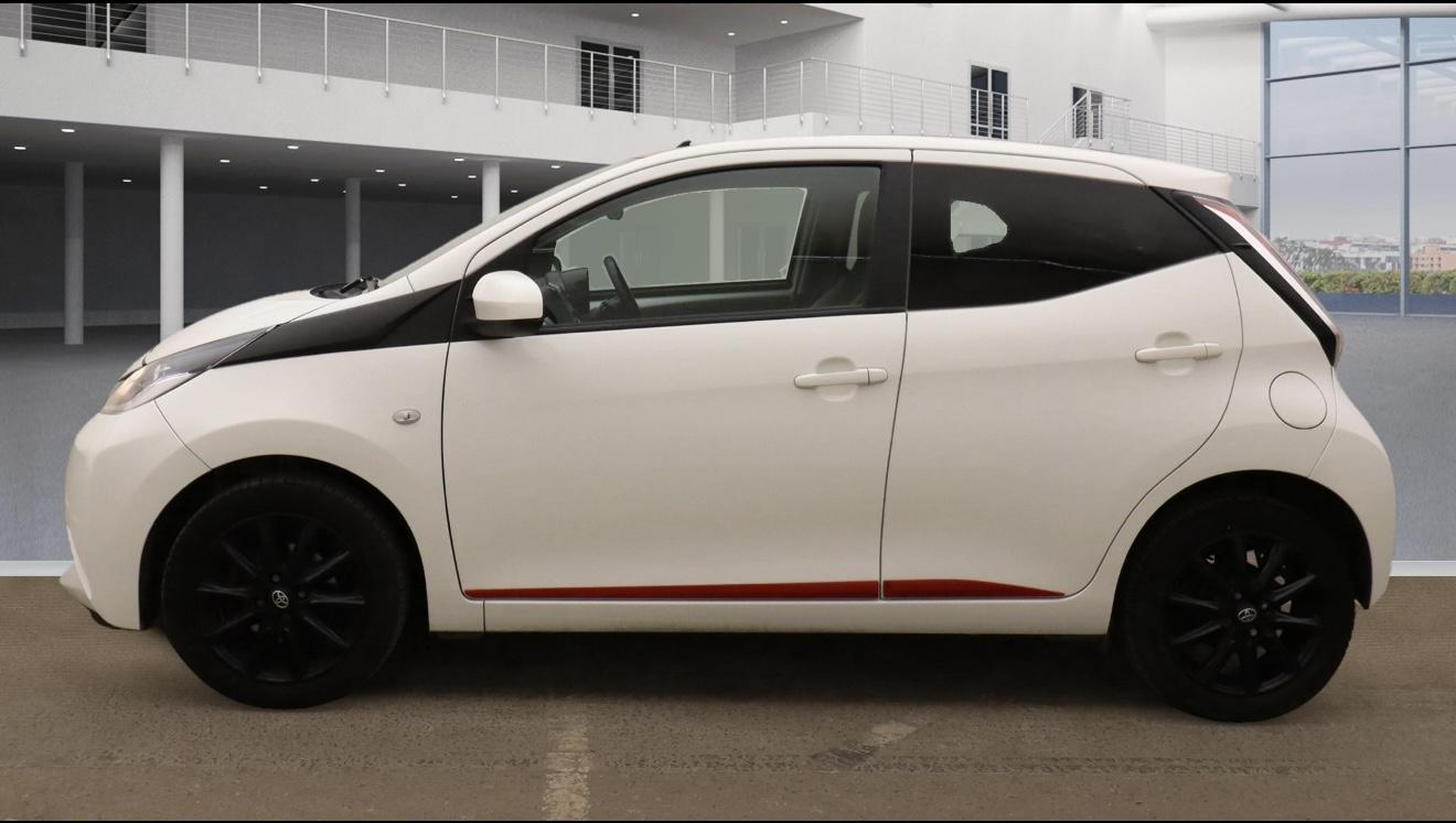 Toyota AYGO 1.0 VVT-i x-press Hatchback 5dr Petrol x-shift Euro 6 (68 ps)