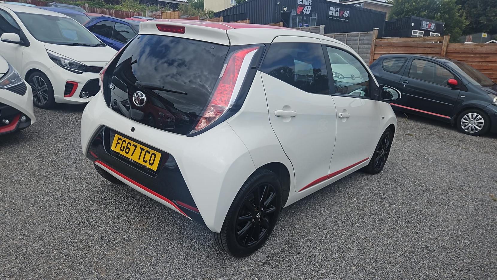 Toyota AYGO 1.0 VVT-i x-press Hatchback 5dr Petrol x-shift Euro 6 (68 ps)