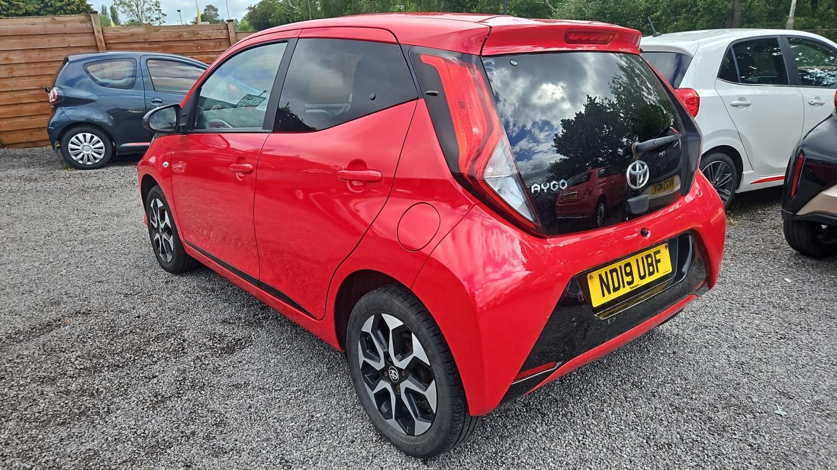 Toyota AYGO 1.0 VVT-i x-trend Hatchback 5dr Petrol Manual Euro 6 (71 ps)