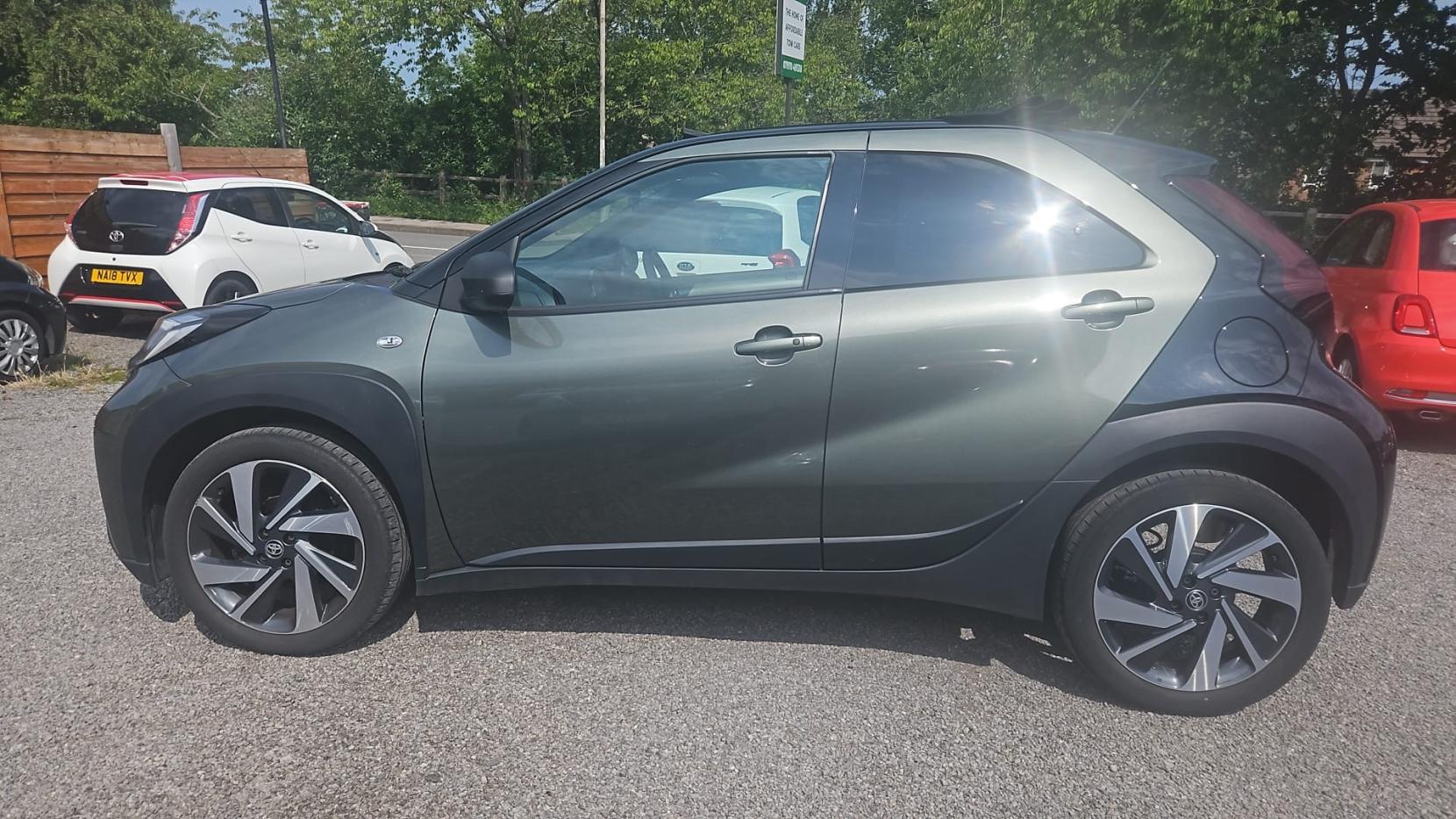 Toyota Aygo X 1.0 VVT-i Exclusive Hatchback 5dr Petrol Manual Euro 6 (s/s) (72 ps)