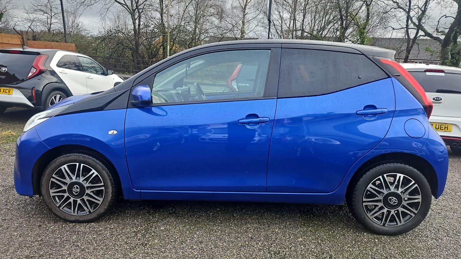 Toyota AYGO 1.0 VVT-i x-clusiv Hatchback 5dr Petrol x-shift Euro 6 (Safety Sense) (71 ps)