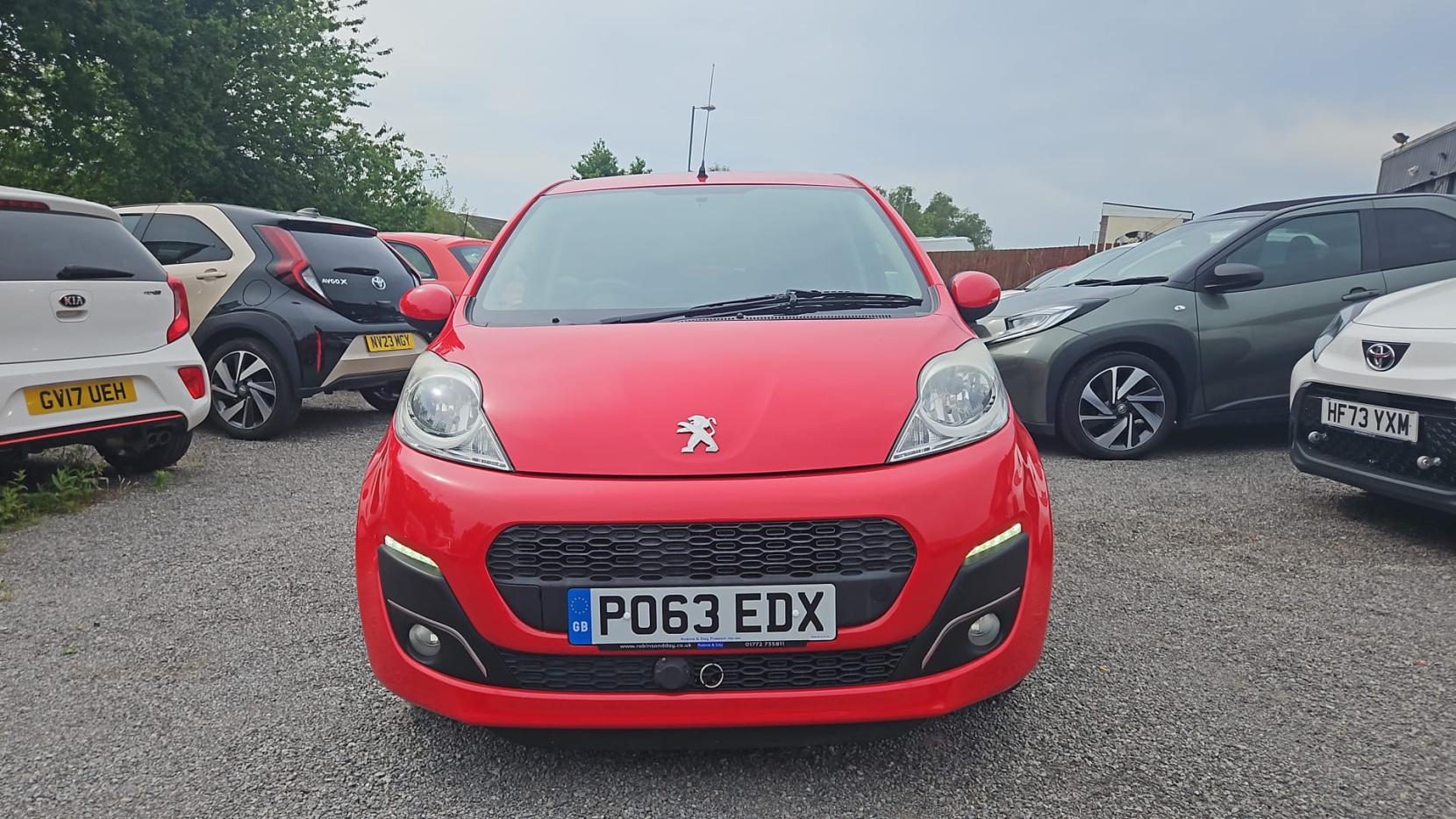 Peugeot 107 1.0 12V Allure Hatchback 5dr Petrol 2 Tronic Euro 5 (68 ps)