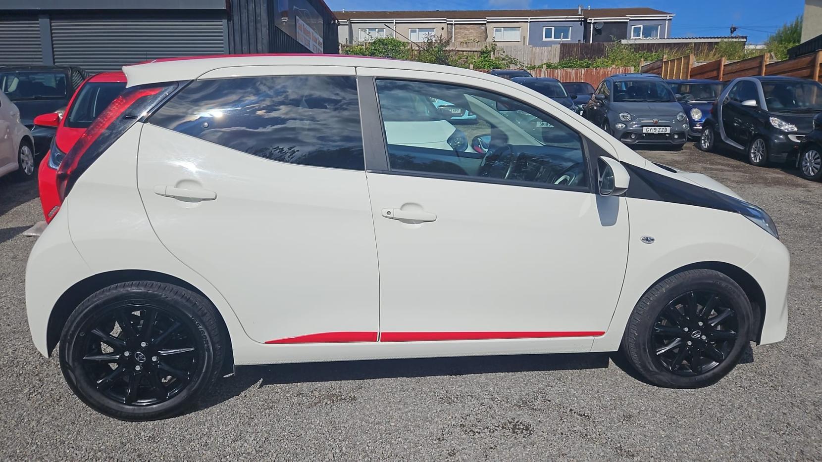 Toyota AYGO 1.0 VVT-i x-press Hatchback 5dr Petrol x-shift Euro 6 (71 ps)