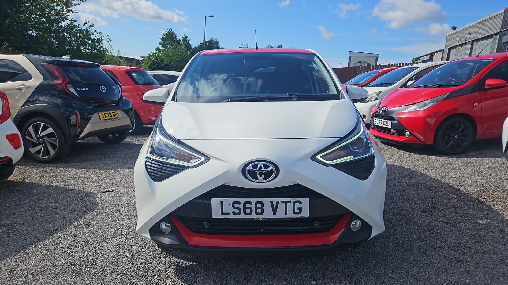 Toyota AYGO 1.0 VVT-i x-press Hatchback 5dr Petrol x-shift Euro 6 (71 ps)
