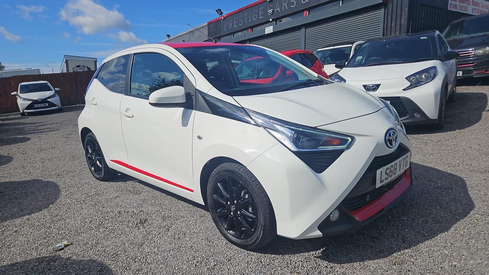 Toyota AYGO 1.0 VVT-i x-press Hatchback 5dr Petrol x-shift Euro 6 (71 ps)
