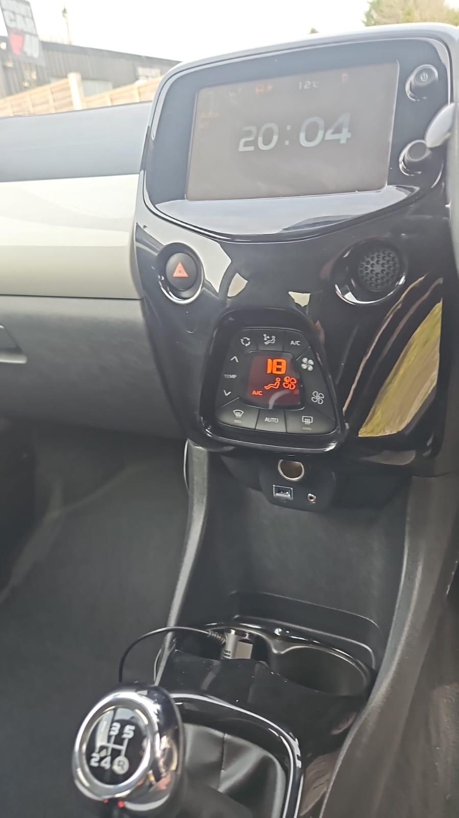 Toyota AYGO 1.0 VVT-i x-press Hatchback 5dr Petrol Manual Euro 6 (68 ps)