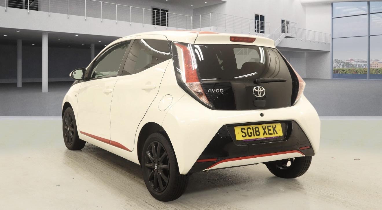 Toyota AYGO 1.0 VVT-i x-press Hatchback 5dr Petrol Manual Euro 6 (68 ps)