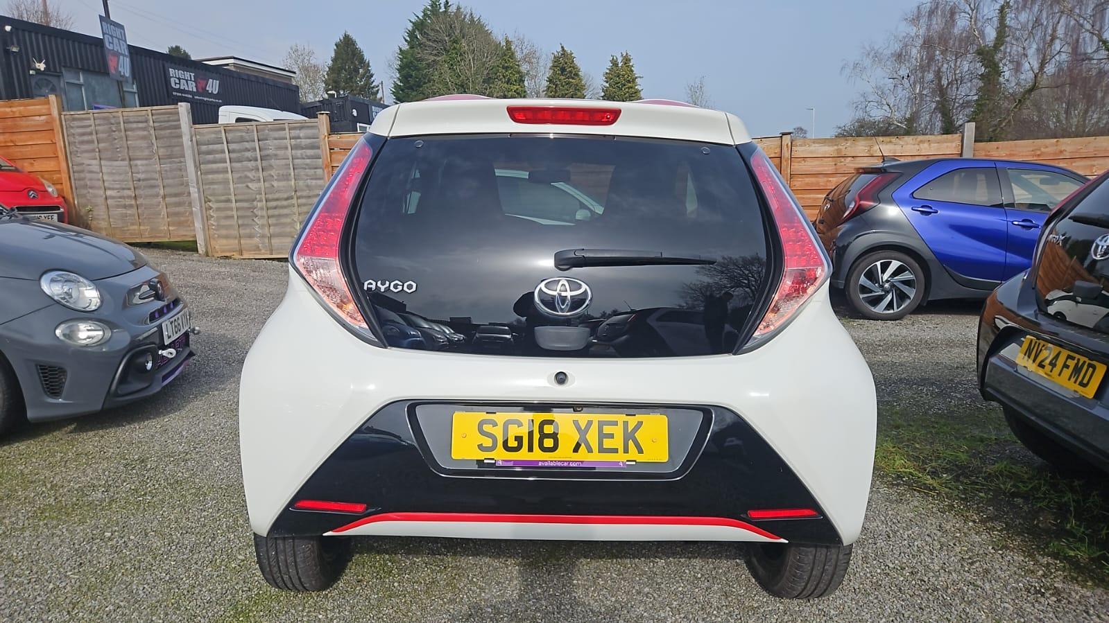 Toyota AYGO 1.0 VVT-i x-press Hatchback 5dr Petrol Manual Euro 6 (68 ps)