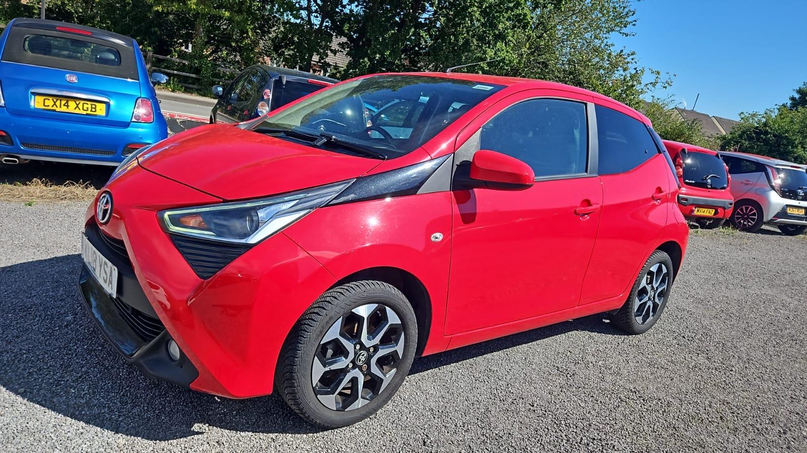 Toyota AYGO 1.0 VVT-i x-plore Hatchback 5dr Petrol Manual Euro 6 (71 ps)