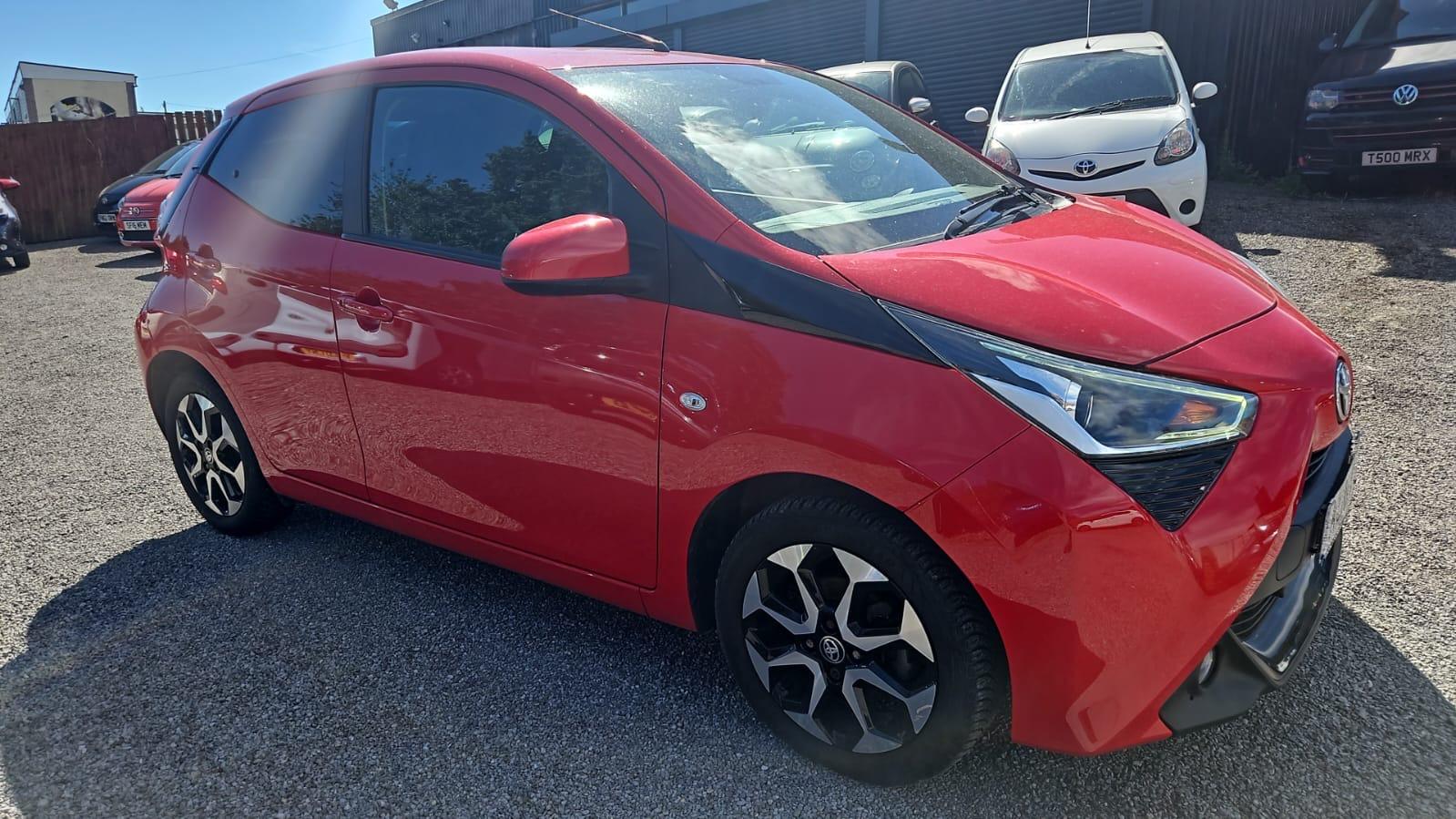 Toyota AYGO 1.0 VVT-i x-plore Hatchback 5dr Petrol Manual Euro 6 (71 ps)