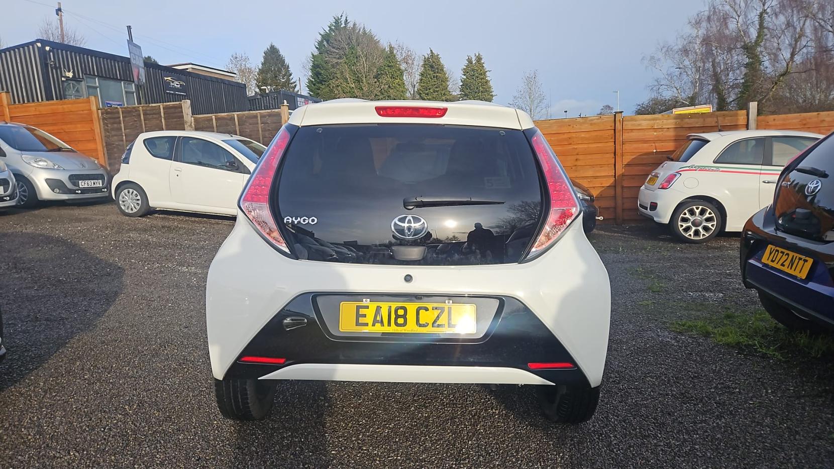 Toyota AYGO 1.0 VVT-i x-press Hatchback 5dr Petrol x-shift Euro 6 (68 ps)