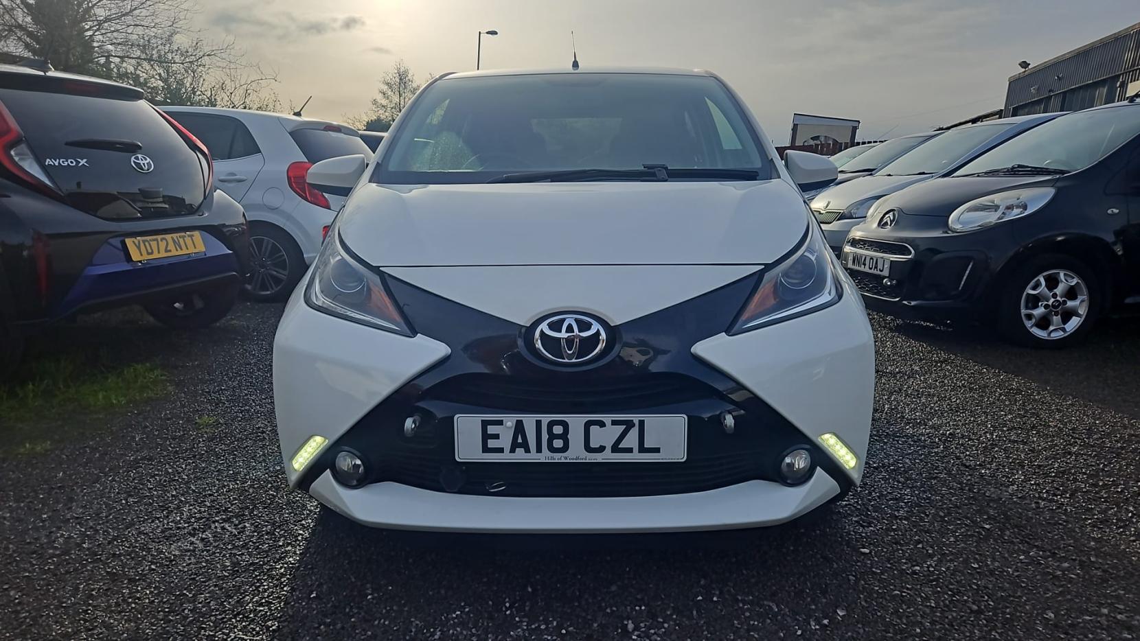 Toyota AYGO 1.0 VVT-i x-press Hatchback 5dr Petrol x-shift Euro 6 (68 ps)