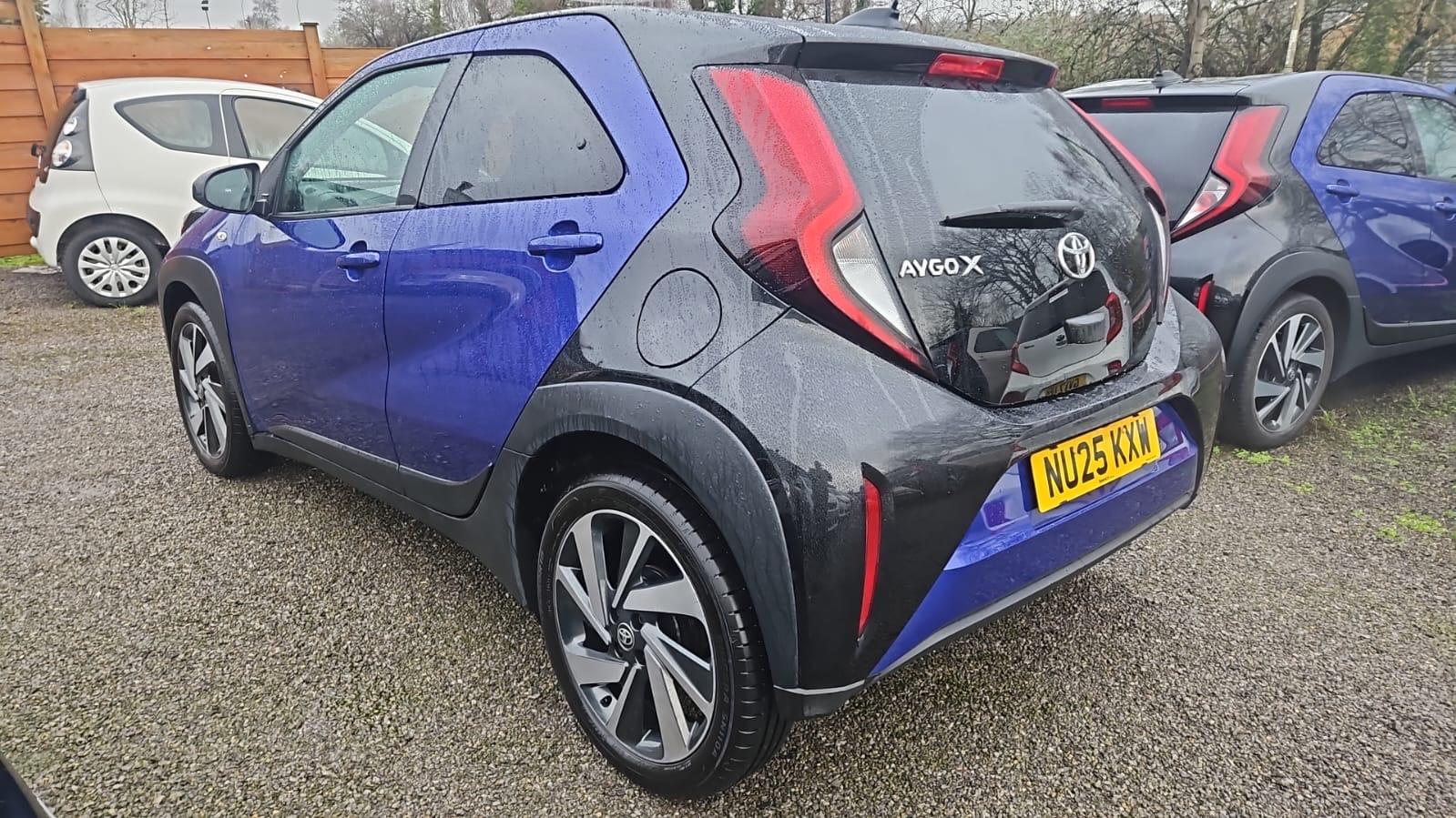 Toyota Aygo X 1.0 VVT-i Edge Hatchback 5dr Petrol Manual Euro 6 (s/s) (72 ps)