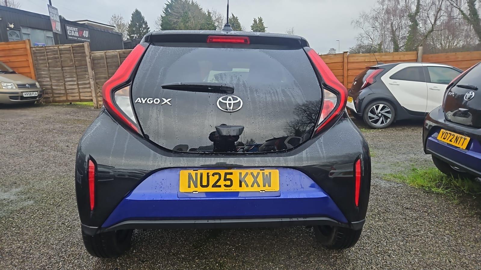 Toyota Aygo X 1.0 VVT-i Edge Hatchback 5dr Petrol Manual Euro 6 (s/s) (72 ps)