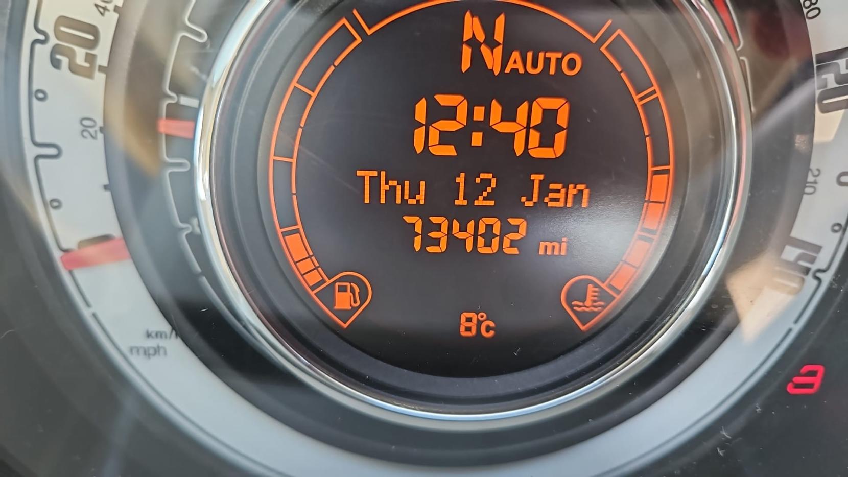 Fiat 500 1.2 Lounge Hatchback 3dr Petrol Dualogic Euro 4 (69 bhp)